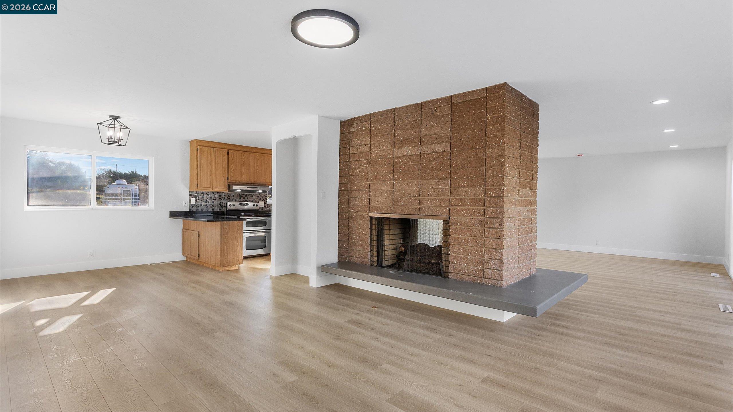 Detail Gallery Image 15 of 46 For 218 Franciscan Dr, Vallejo,  CA 94589 - 3 Beds | 2 Baths