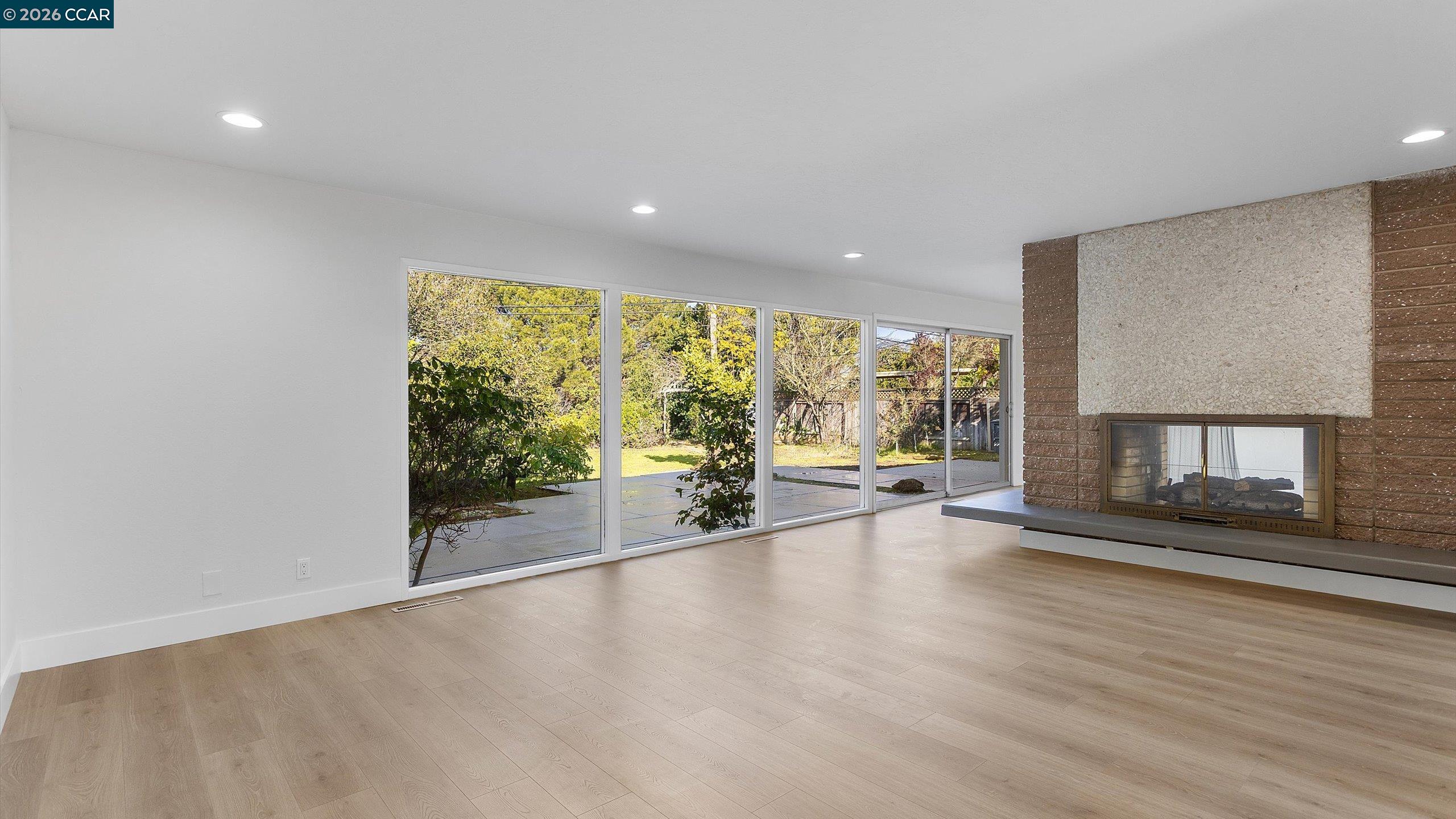 Detail Gallery Image 18 of 46 For 218 Franciscan Dr, Vallejo,  CA 94589 - 3 Beds | 2 Baths