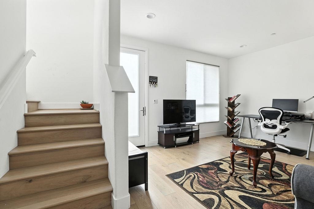 Detail Gallery Image 3 of 42 For 863 Lookout Street, Richmond,  CA 94804 - 3 Beds | 2/1 Baths