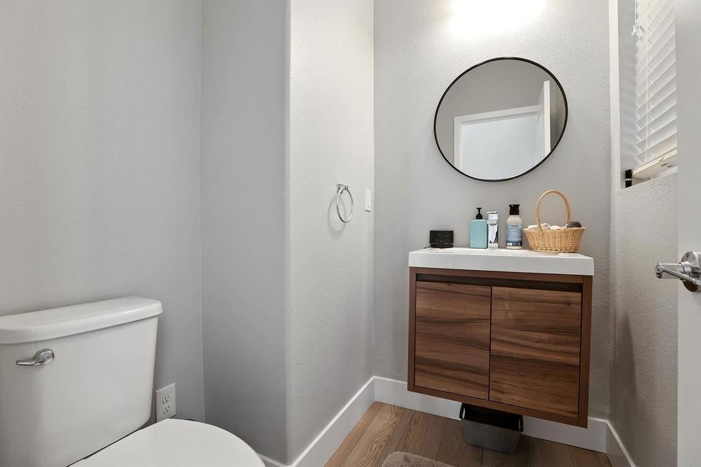 Detail Gallery Image 7 of 42 For 863 Lookout Street, Richmond,  CA 94804 - 3 Beds | 2/1 Baths