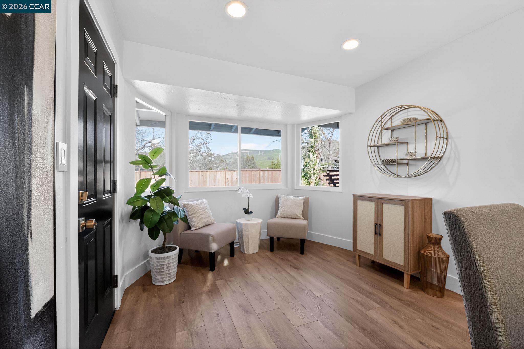 Detail Gallery Image 13 of 33 For 5465 Preston Court, Concord,  CA 94521 - 4 Beds | 2 Baths