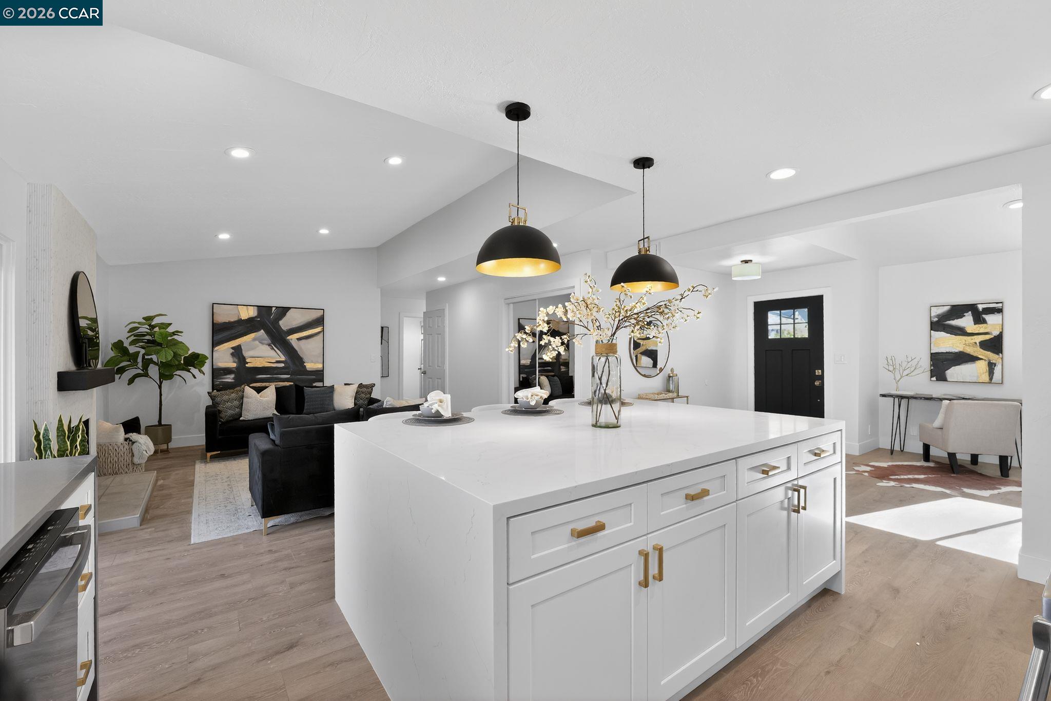 Detail Gallery Image 7 of 33 For 5465 Preston Court, Concord,  CA 94521 - 4 Beds | 2 Baths