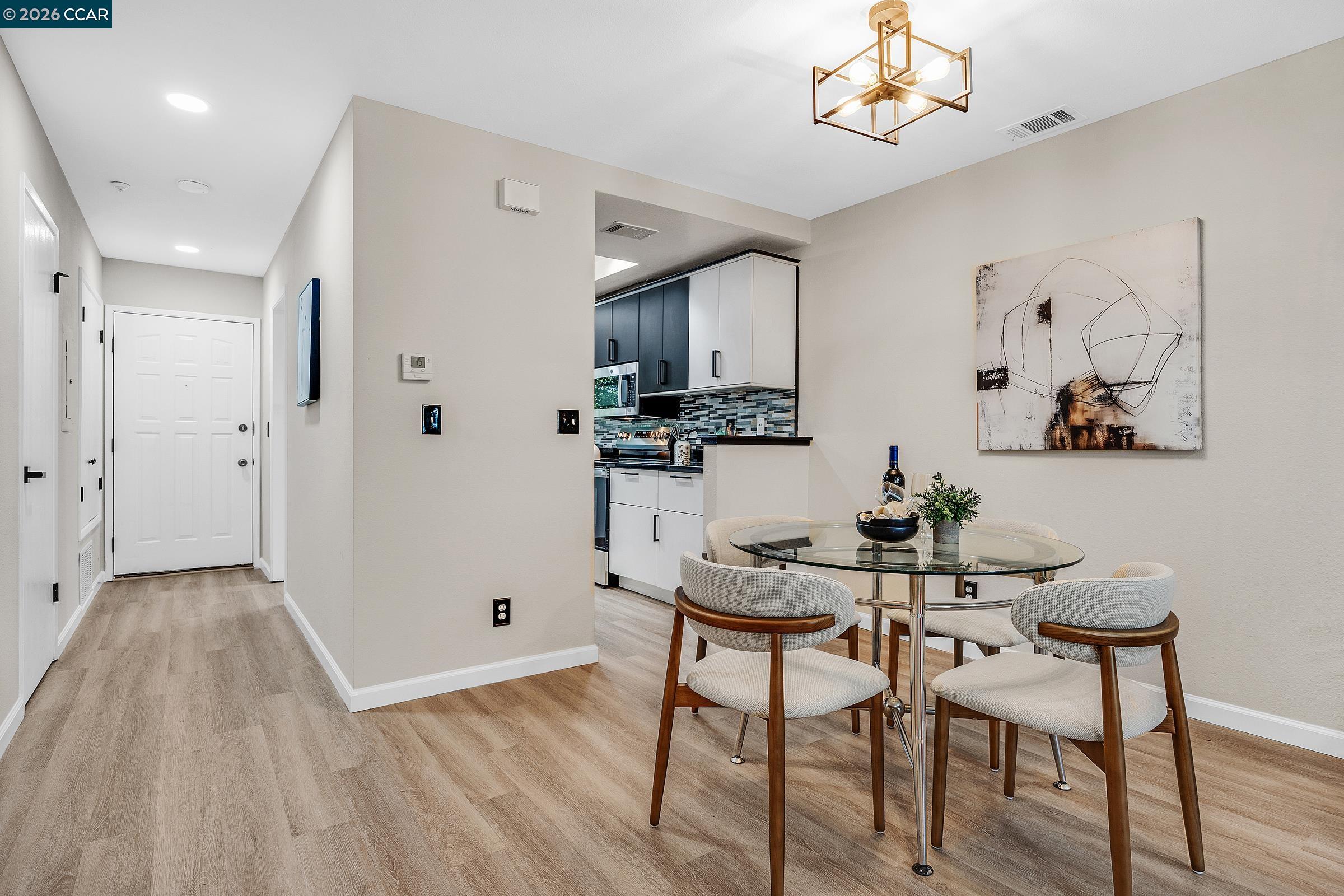 Photo #7: 41121042 Listing: Photo #7