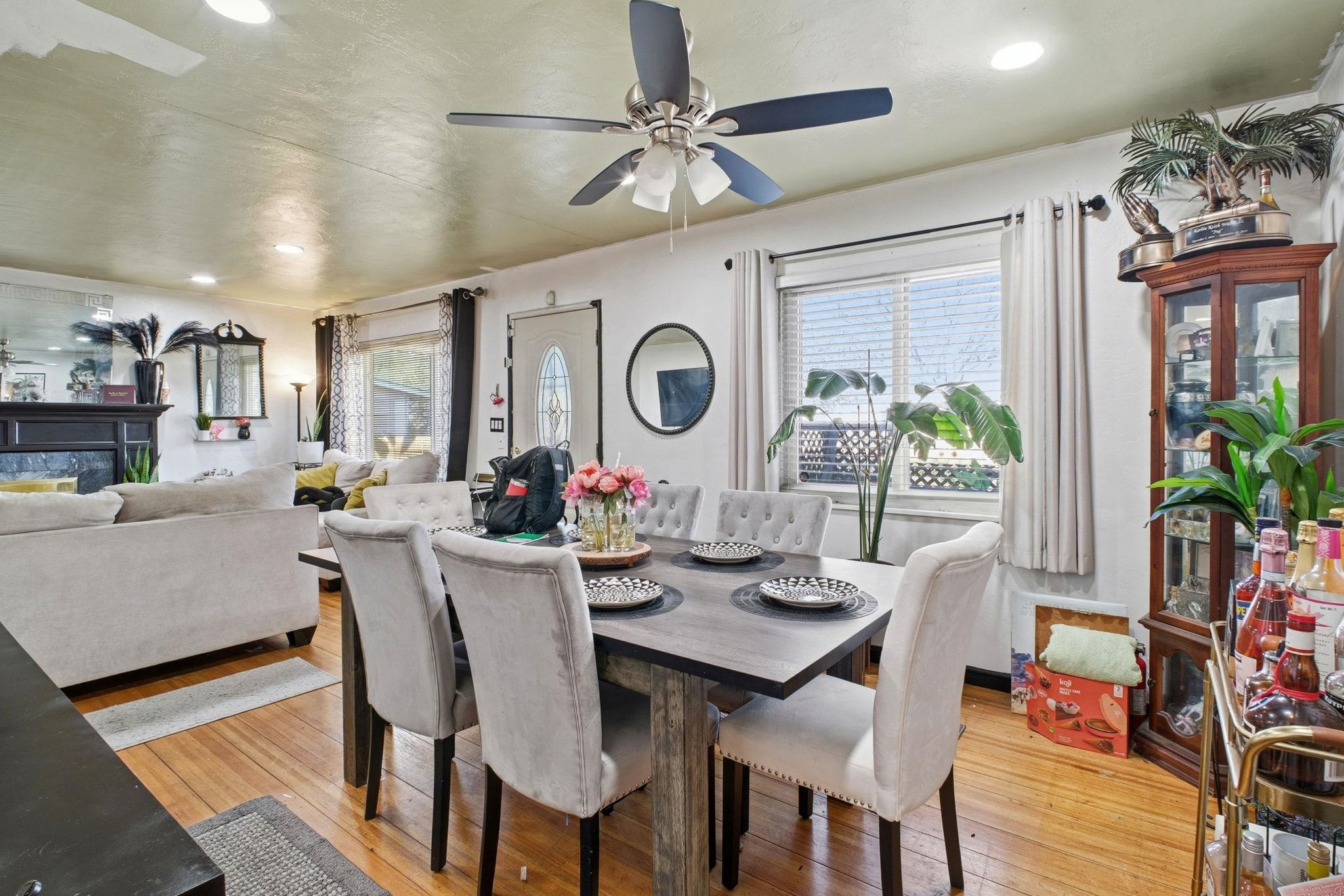 Detail Gallery Image 12 of 25 For 127 Hampton Rd, Hayward,  CA 94541 - 3 Beds | 2 Baths