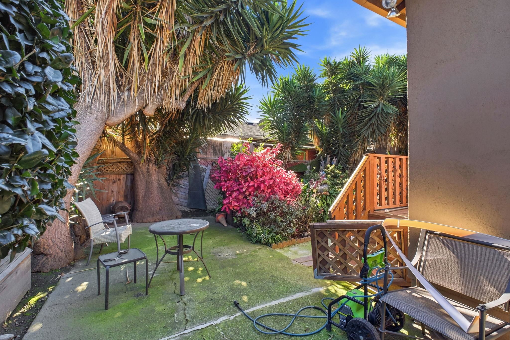 Detail Gallery Image 17 of 25 For 127 Hampton Rd, Hayward,  CA 94541 - 3 Beds | 2 Baths