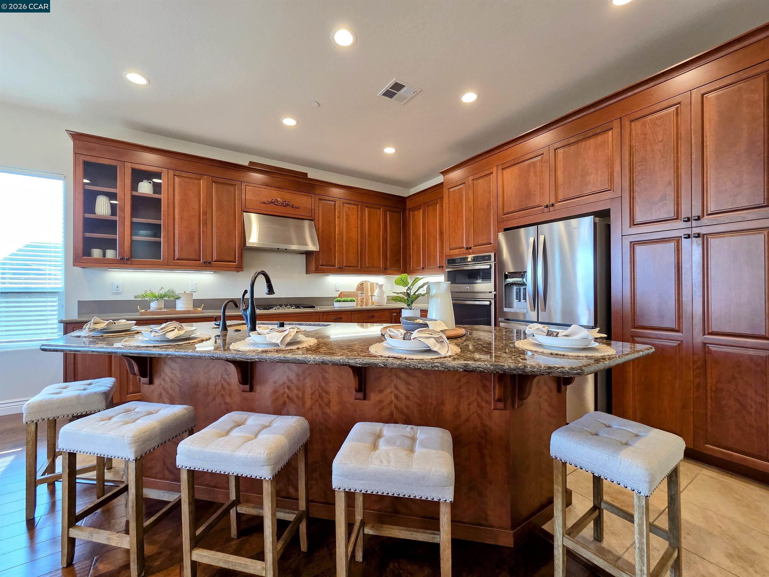 Detail Gallery Image 6 of 28 For 1735 Veneto Ln, Brentwood,  CA 94513 - 2 Beds | 2 Baths