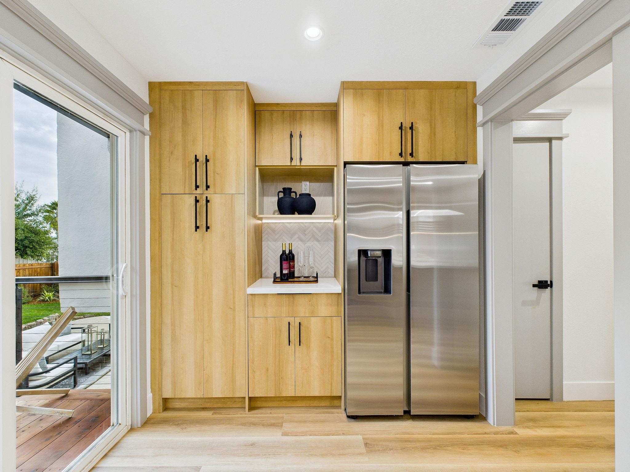 Detail Gallery Image 12 of 60 For 17658 Garland Ct, Castro Valley,  CA 94546 - 3 Beds | 2/1 Baths