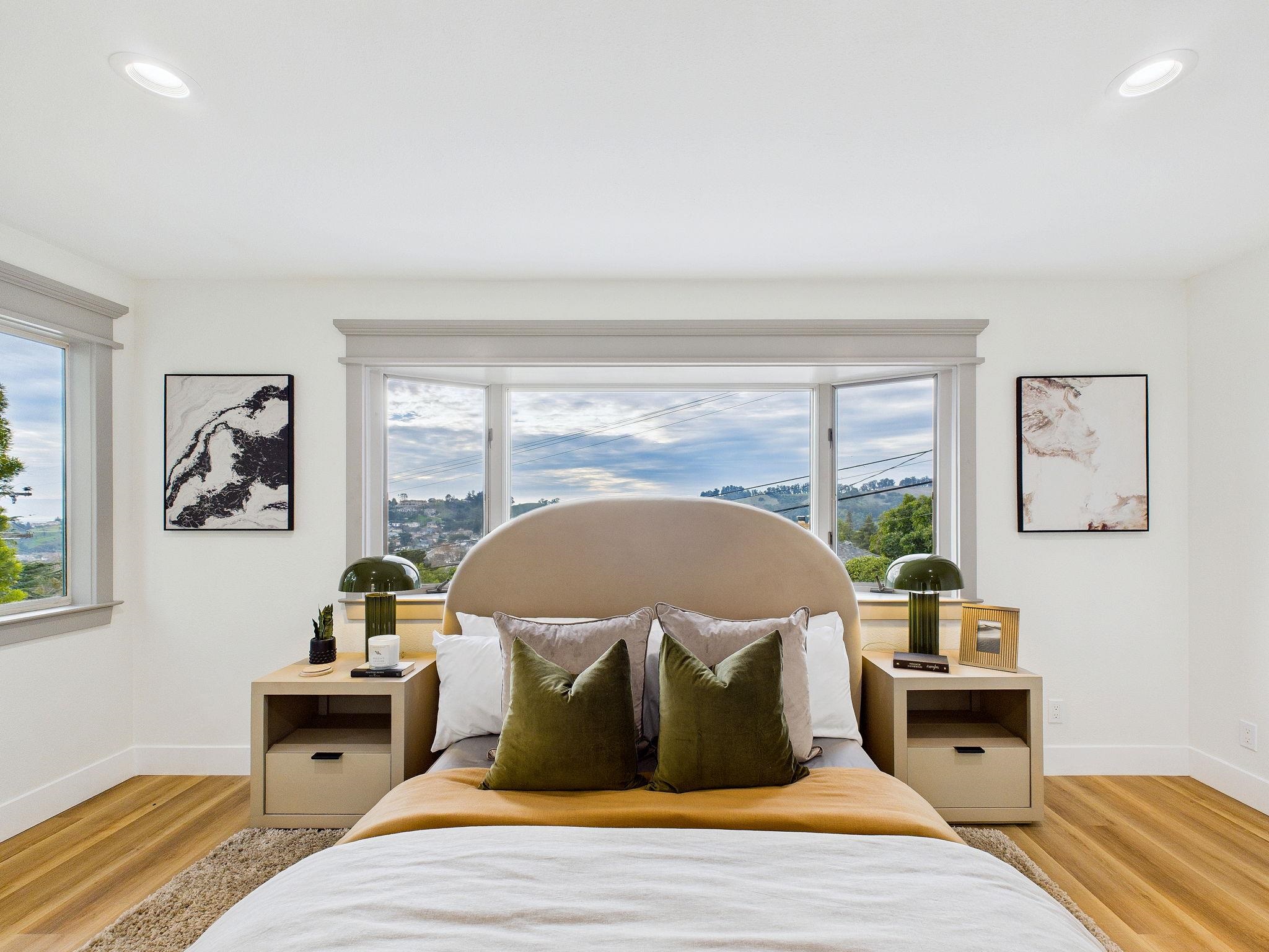 Detail Gallery Image 19 of 60 For 17658 Garland Ct, Castro Valley,  CA 94546 - 3 Beds | 2/1 Baths