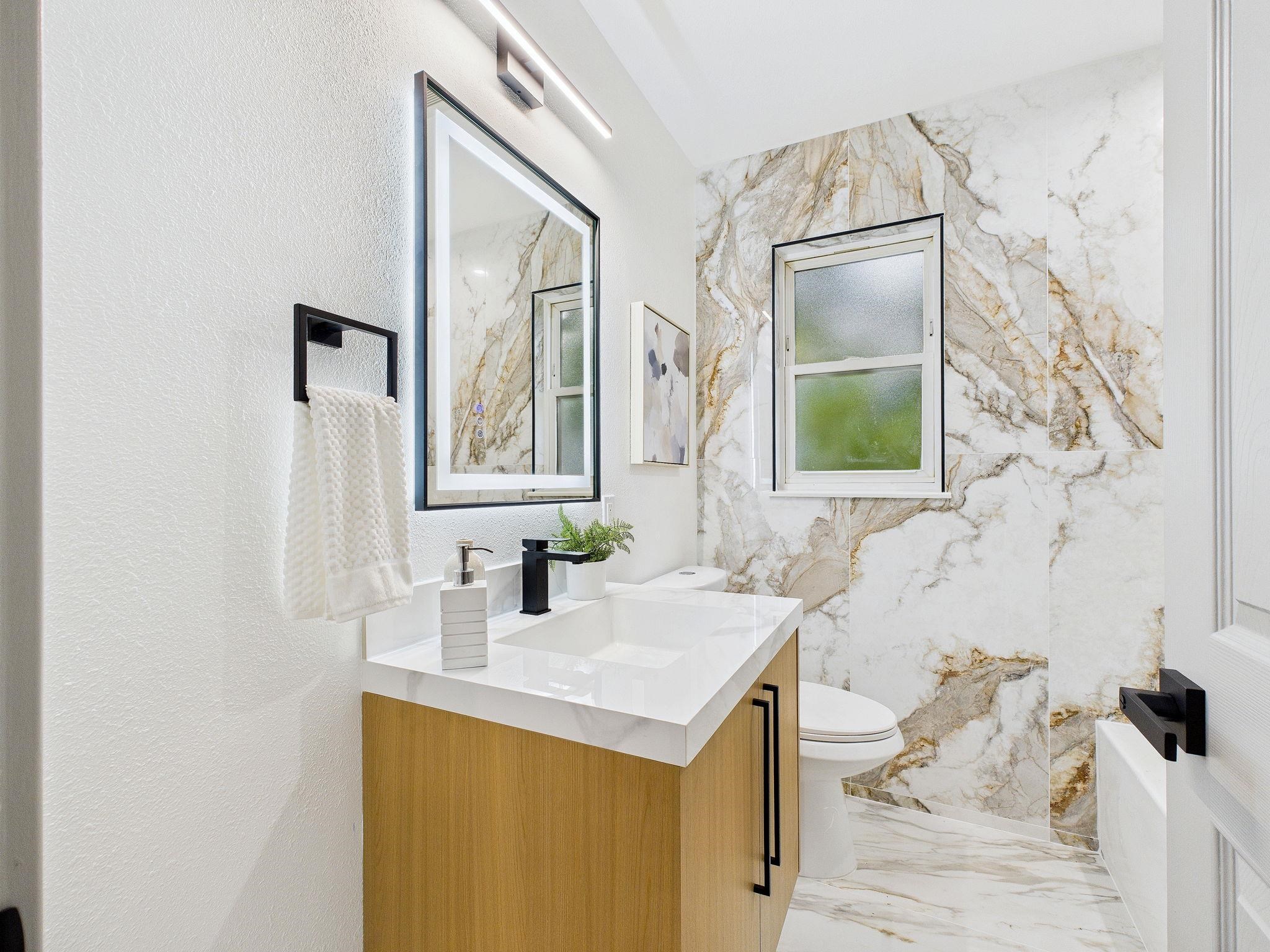 Detail Gallery Image 23 of 60 For 17658 Garland Ct, Castro Valley,  CA 94546 - 3 Beds | 2/1 Baths