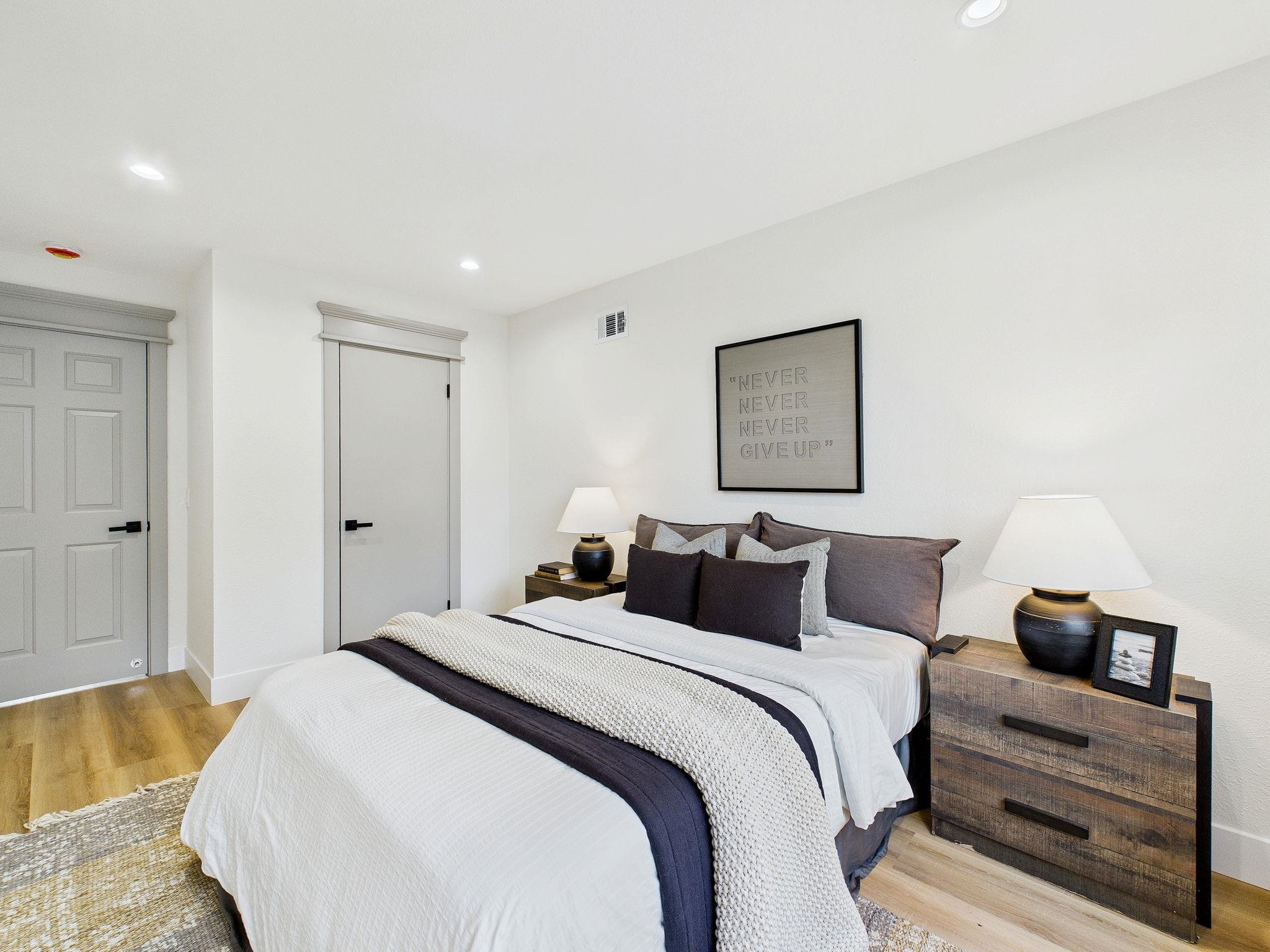 Detail Gallery Image 25 of 60 For 17658 Garland Ct, Castro Valley,  CA 94546 - 3 Beds | 2/1 Baths