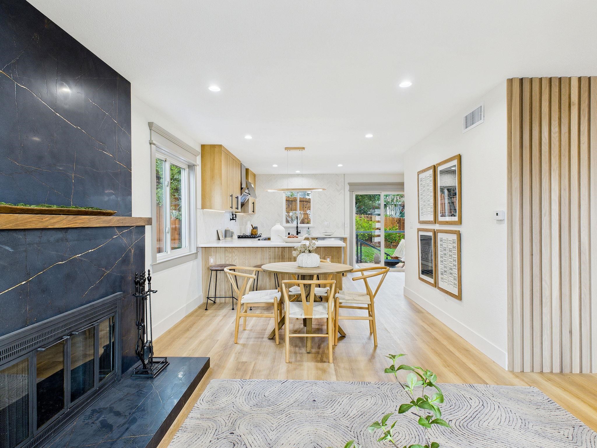 Detail Gallery Image 5 of 60 For 17658 Garland Ct, Castro Valley,  CA 94546 - 3 Beds | 2/1 Baths