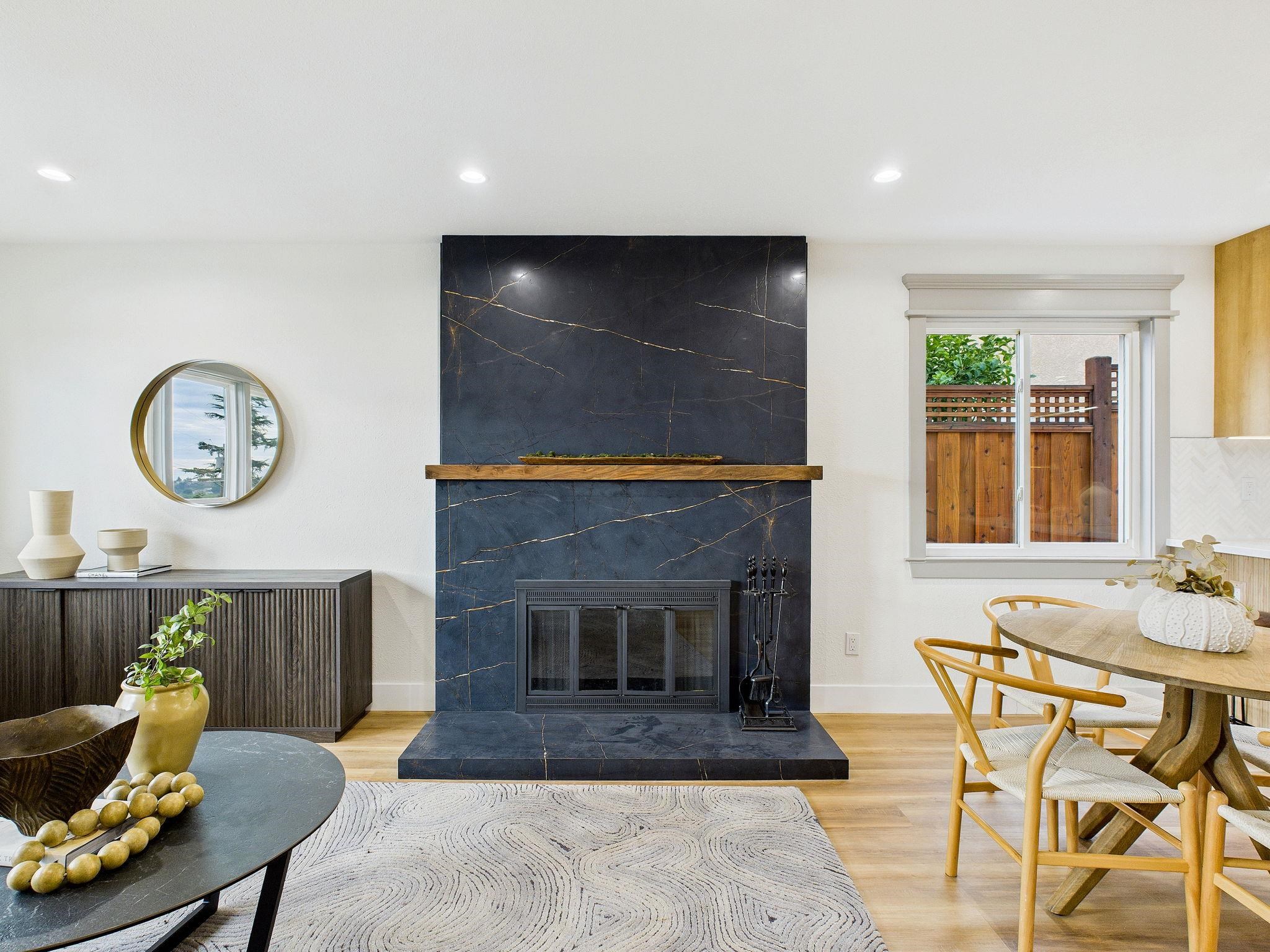 Detail Gallery Image 6 of 60 For 17658 Garland Ct, Castro Valley,  CA 94546 - 3 Beds | 2/1 Baths