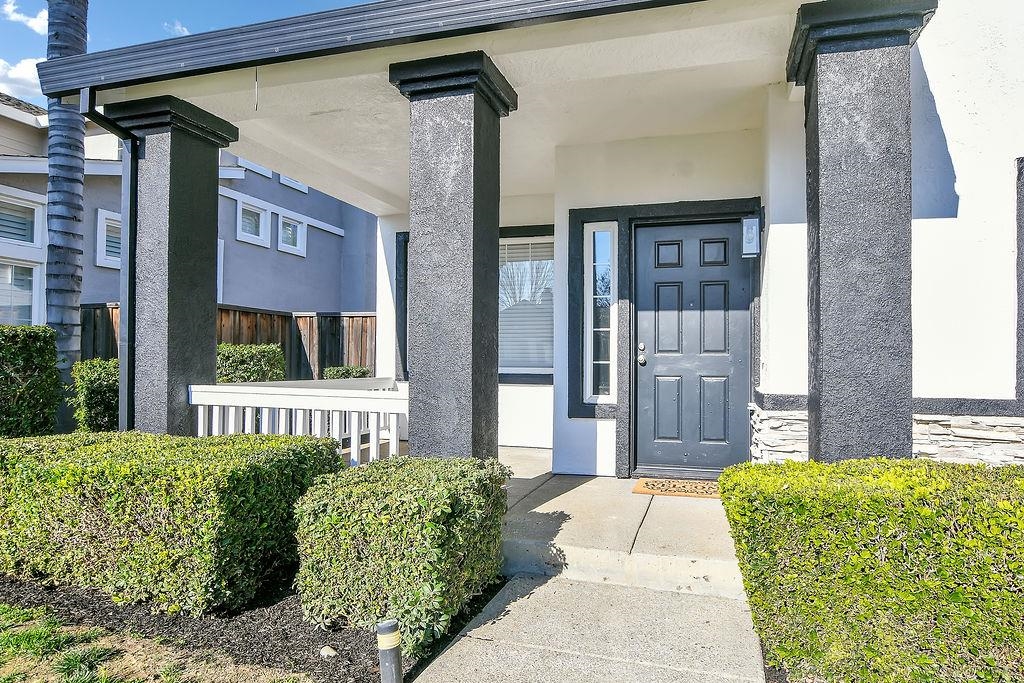 Detail Gallery Image 6 of 34 For 1855 Aurora Ct, Brentwood,  CA 94513 - 3 Beds | 2/1 Baths