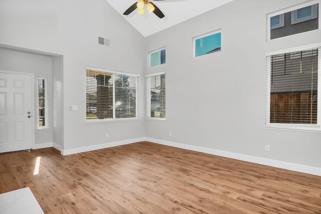 Detail Gallery Image 9 of 34 For 1855 Aurora Ct, Brentwood,  CA 94513 - 3 Beds | 2/1 Baths