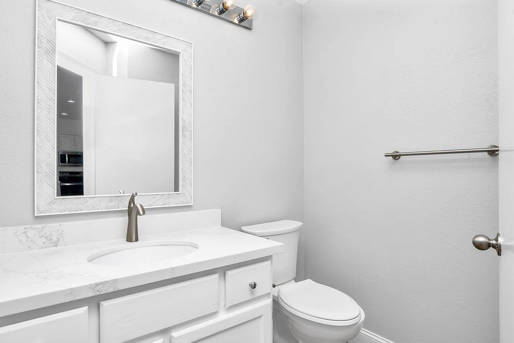 Detail Gallery Image 10 of 34 For 1855 Aurora Ct, Brentwood,  CA 94513 - 3 Beds | 2/1 Baths