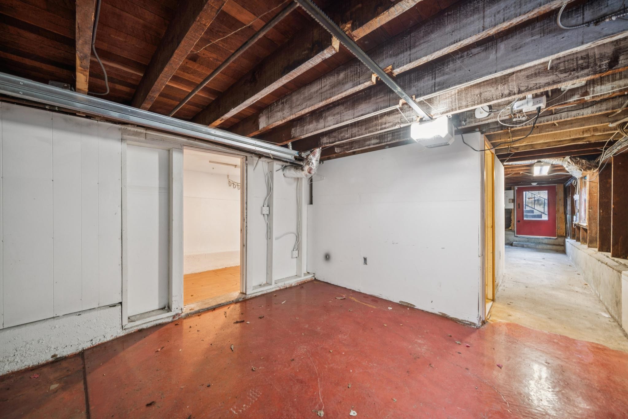 Detail Gallery Image 32 of 41 For 925 E 19th St, Oakland,  CA 94606 - 3 Beds | 2 Baths