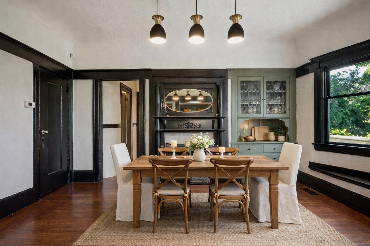 Detail Gallery Image 9 of 41 For 925 E 19th St, Oakland,  CA 94606 - 3 Beds | 2 Baths