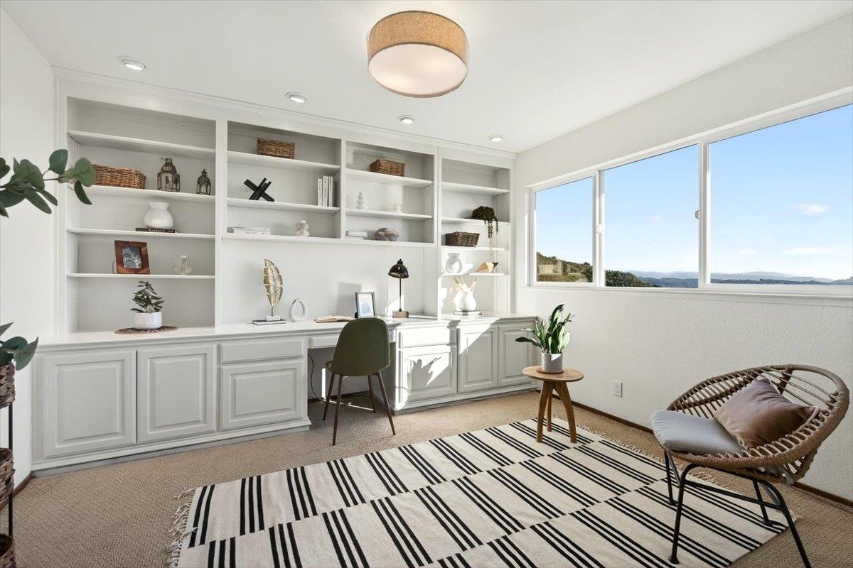 Detail Gallery Image 33 of 60 For 4308 View Crest Ct, Oakland,  CA 94619 - 4 Beds | 2/1 Baths