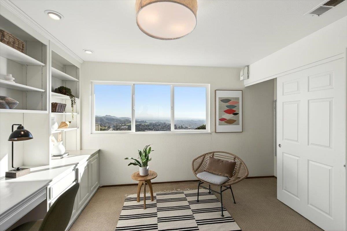 Detail Gallery Image 34 of 60 For 4308 View Crest Ct, Oakland,  CA 94619 - 4 Beds | 2/1 Baths