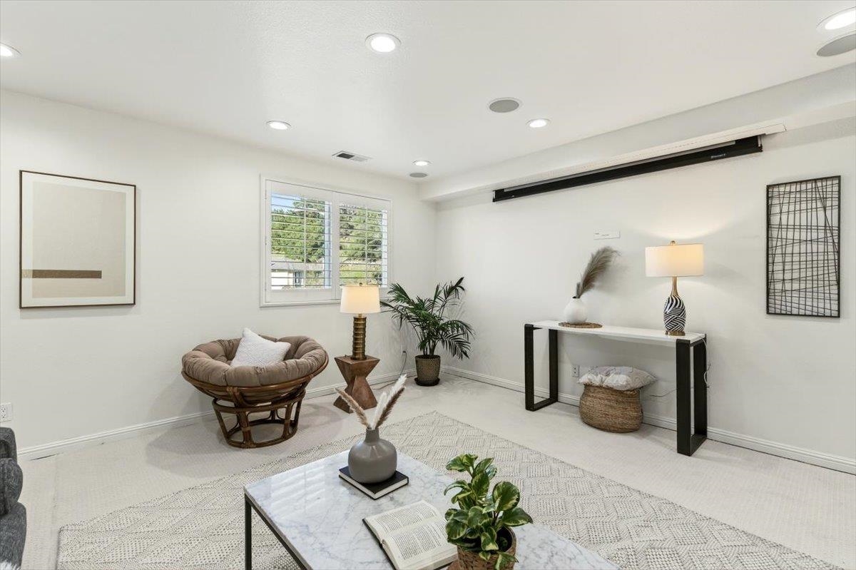 Detail Gallery Image 42 of 60 For 4308 View Crest Ct, Oakland,  CA 94619 - 4 Beds | 2/1 Baths