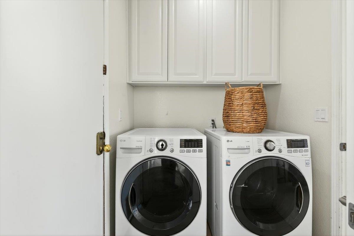 Detail Gallery Image 46 of 60 For 4308 View Crest Ct, Oakland,  CA 94619 - 4 Beds | 2/1 Baths