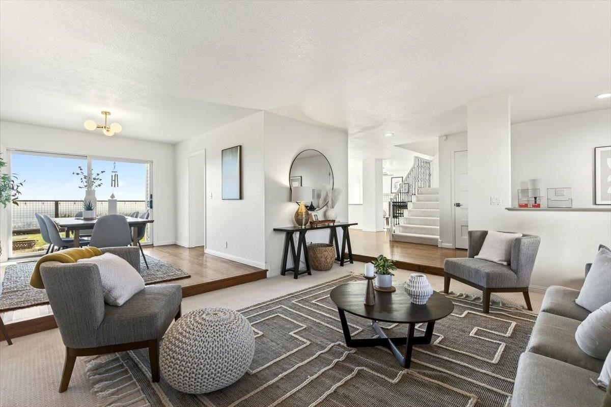 Detail Gallery Image 9 of 60 For 4308 View Crest Ct, Oakland,  CA 94619 - 4 Beds | 2/1 Baths