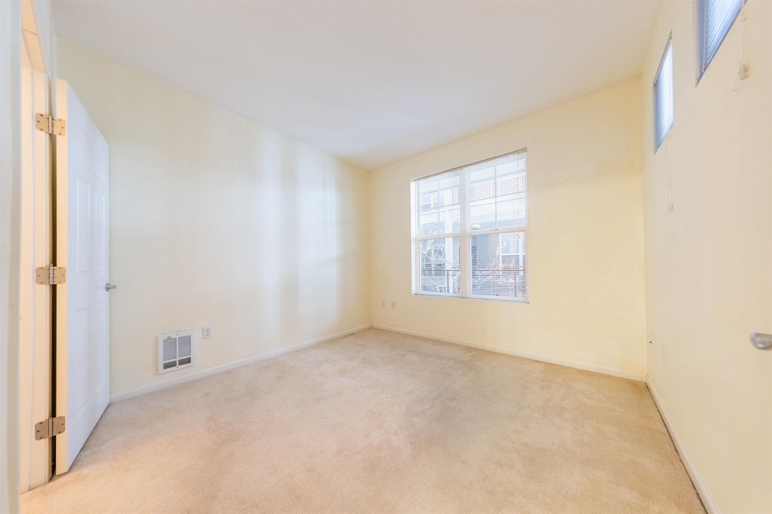 Detail Gallery Image 10 of 19 For 1121 40th St #3202,  Emeryville,  CA 94608-3697 - 1 Beds | 1 Baths