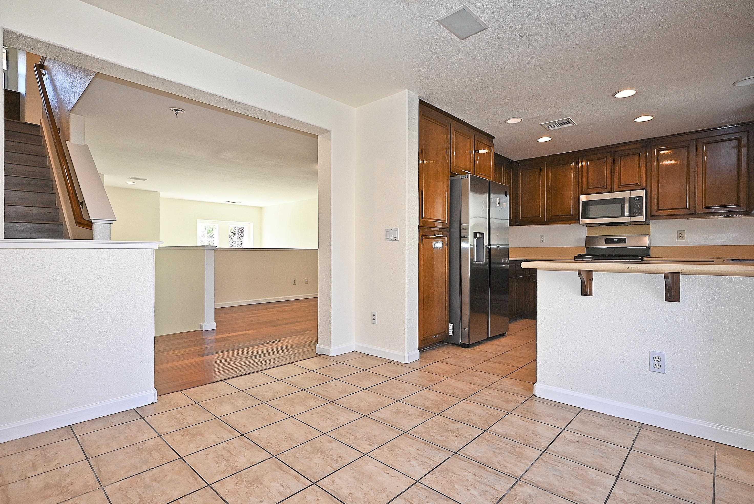 Detail Gallery Image 14 of 42 For 215 Santa Barbara St, San Pablo,  CA 94806 - 3 Beds | 2/1 Baths
