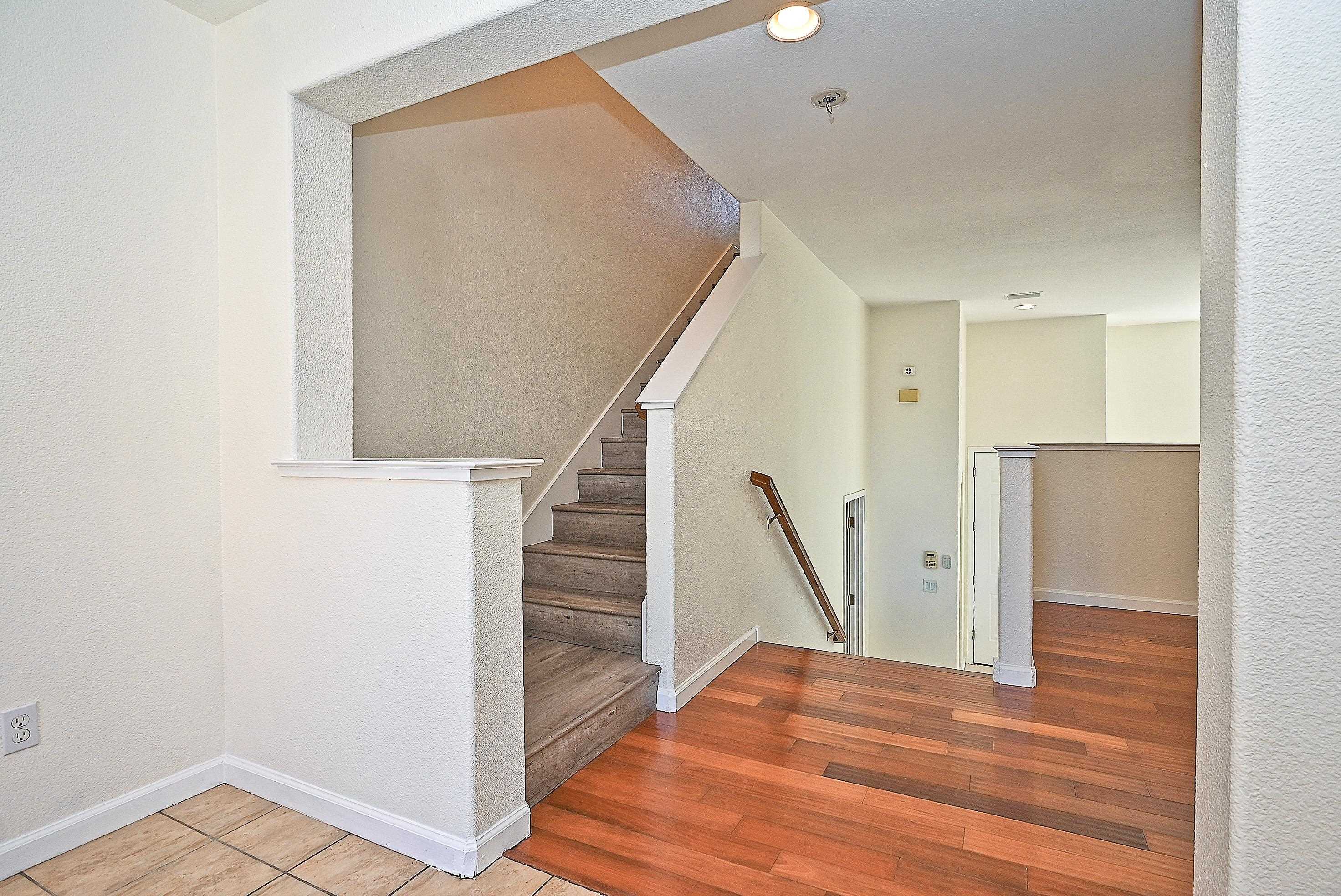 Detail Gallery Image 23 of 42 For 215 Santa Barbara St, San Pablo,  CA 94806 - 3 Beds | 2/1 Baths