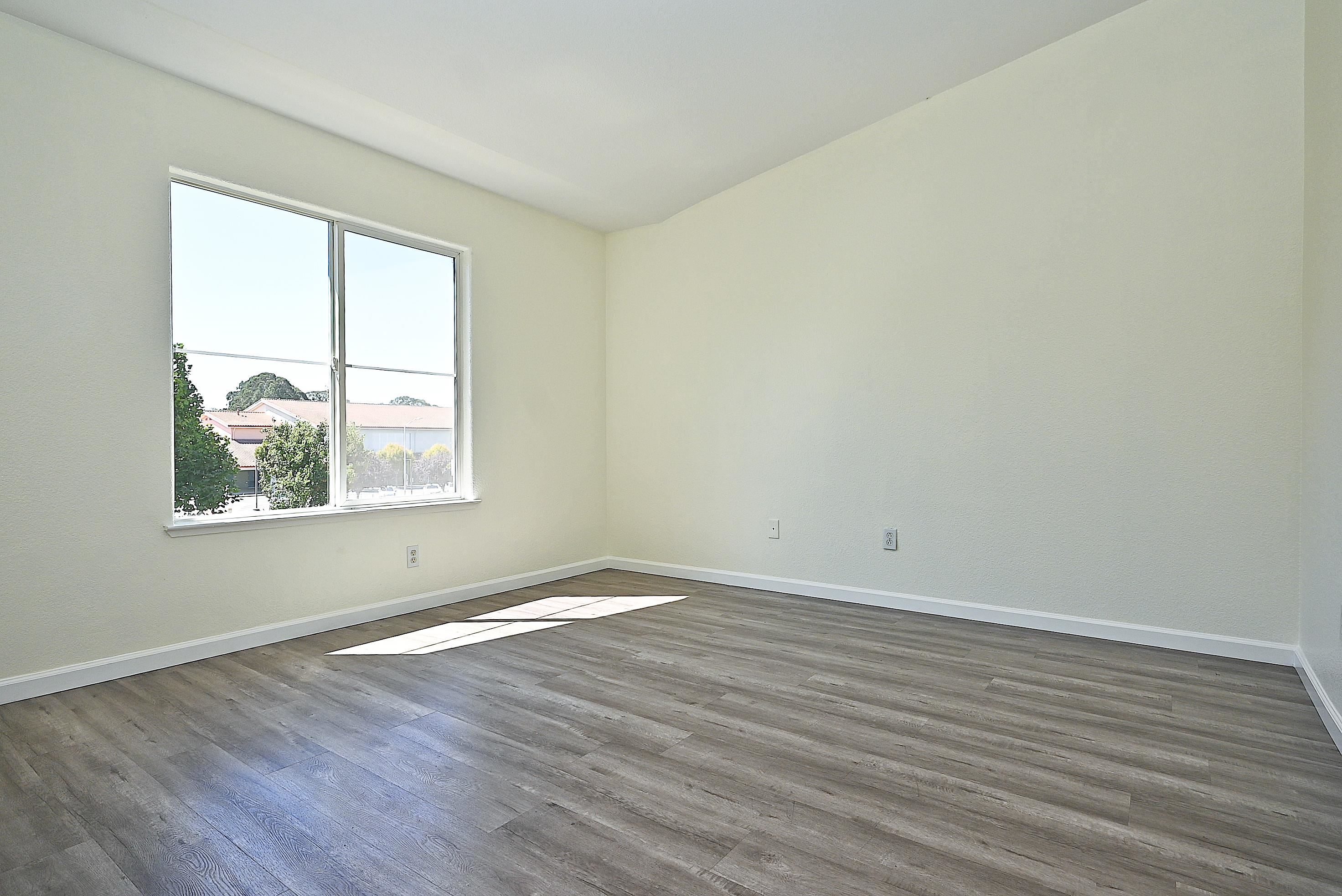 Detail Gallery Image 27 of 42 For 215 Santa Barbara St, San Pablo,  CA 94806 - 3 Beds | 2/1 Baths