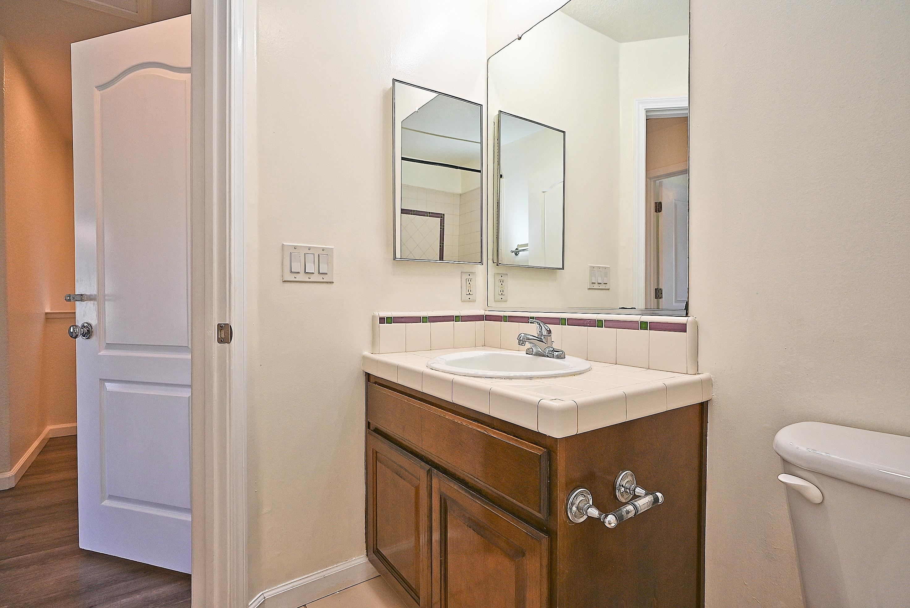 Detail Gallery Image 36 of 42 For 215 Santa Barbara St, San Pablo,  CA 94806 - 3 Beds | 2/1 Baths