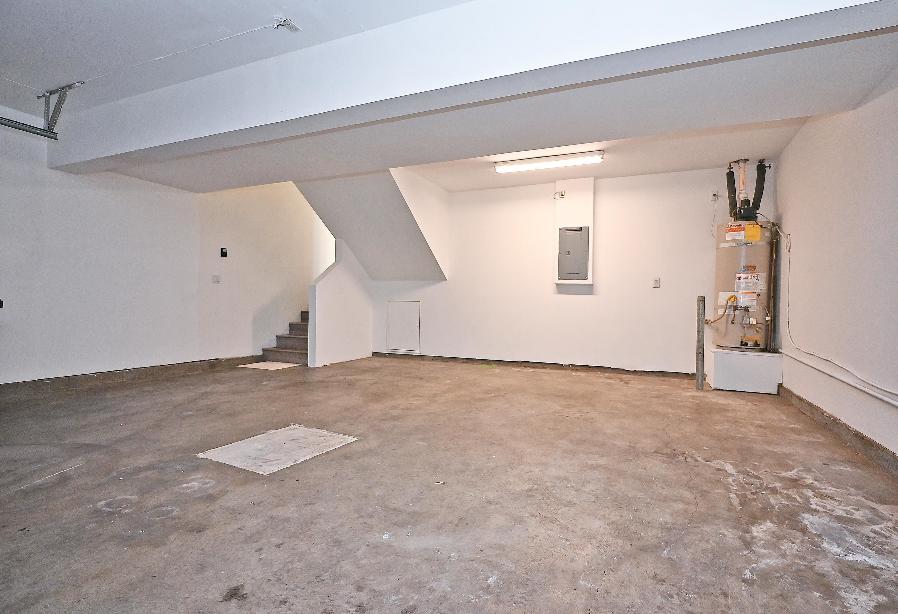 Detail Gallery Image 7 of 42 For 215 Santa Barbara St, San Pablo,  CA 94806 - 3 Beds | 2/1 Baths