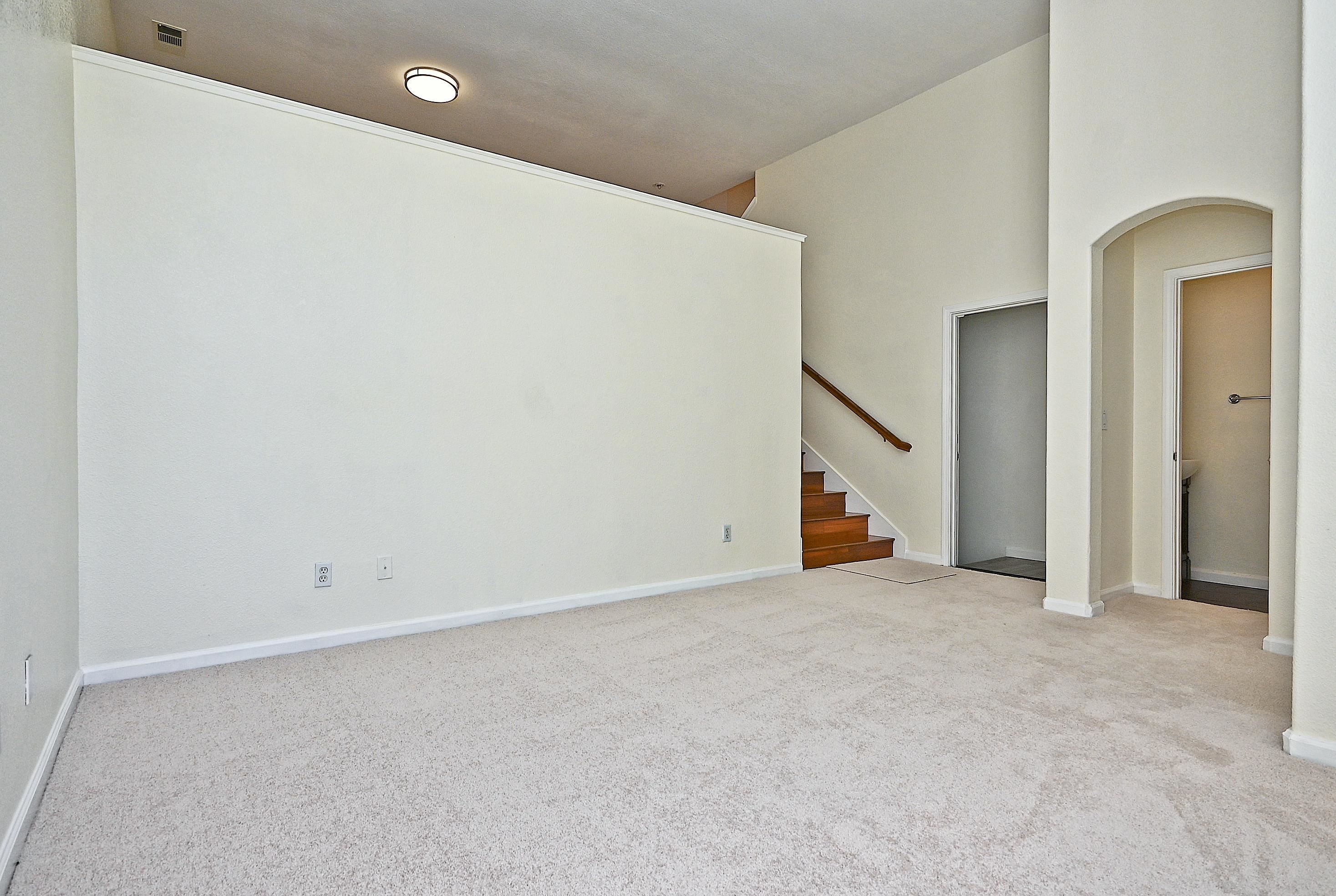Detail Gallery Image 9 of 42 For 215 Santa Barbara St, San Pablo,  CA 94806 - 3 Beds | 2/1 Baths