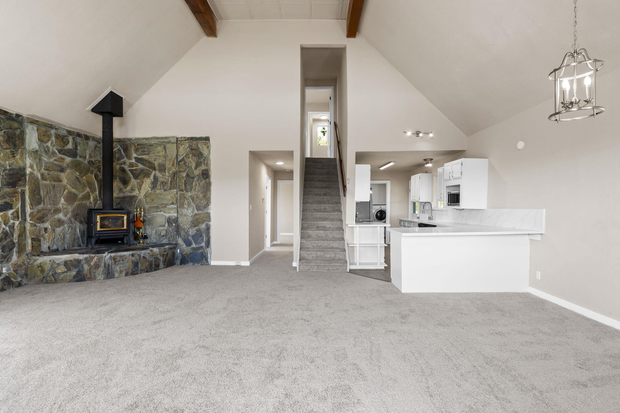 Detail Gallery Image 6 of 60 For 2587 Sulkey Ct, Copperopolis,  CA 95228 - 3 Beds | 2 Baths