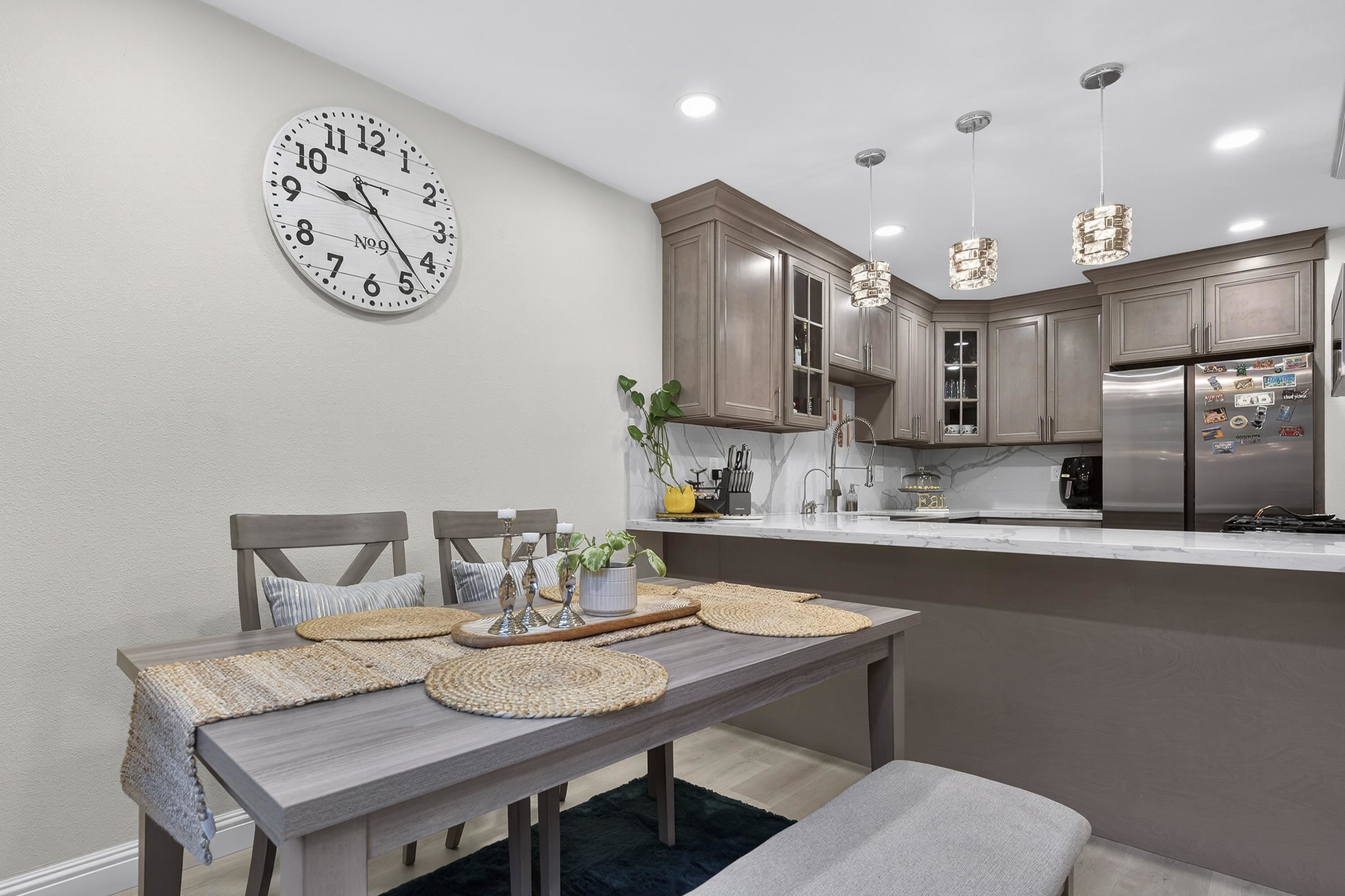 Detail Gallery Image 14 of 60 For 903 Appian Knoll Ct, El Sobrante,  CA 94803 - 3 Beds | 2/1 Baths