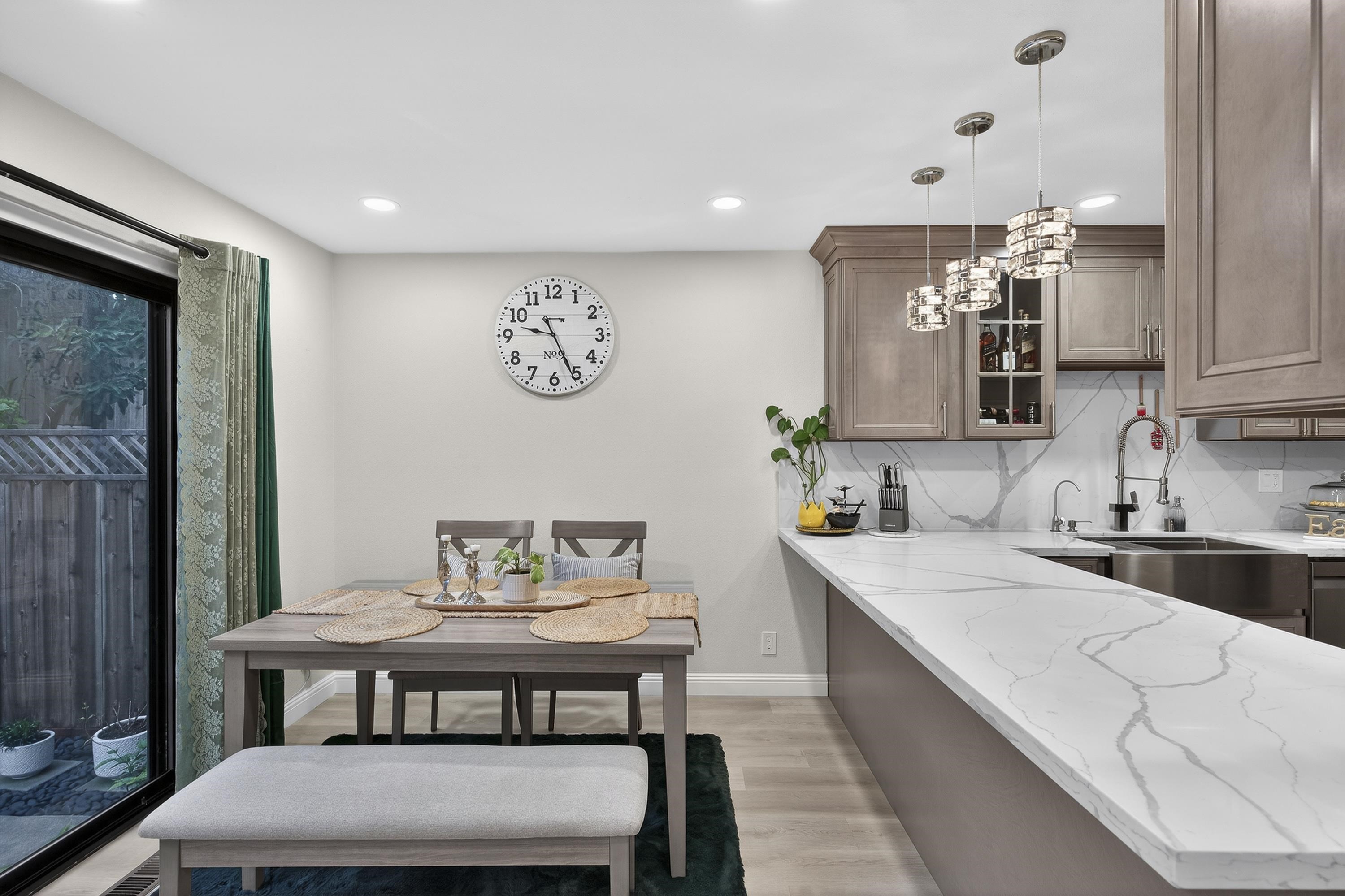 Detail Gallery Image 15 of 60 For 903 Appian Knoll Ct, El Sobrante,  CA 94803 - 3 Beds | 2/1 Baths