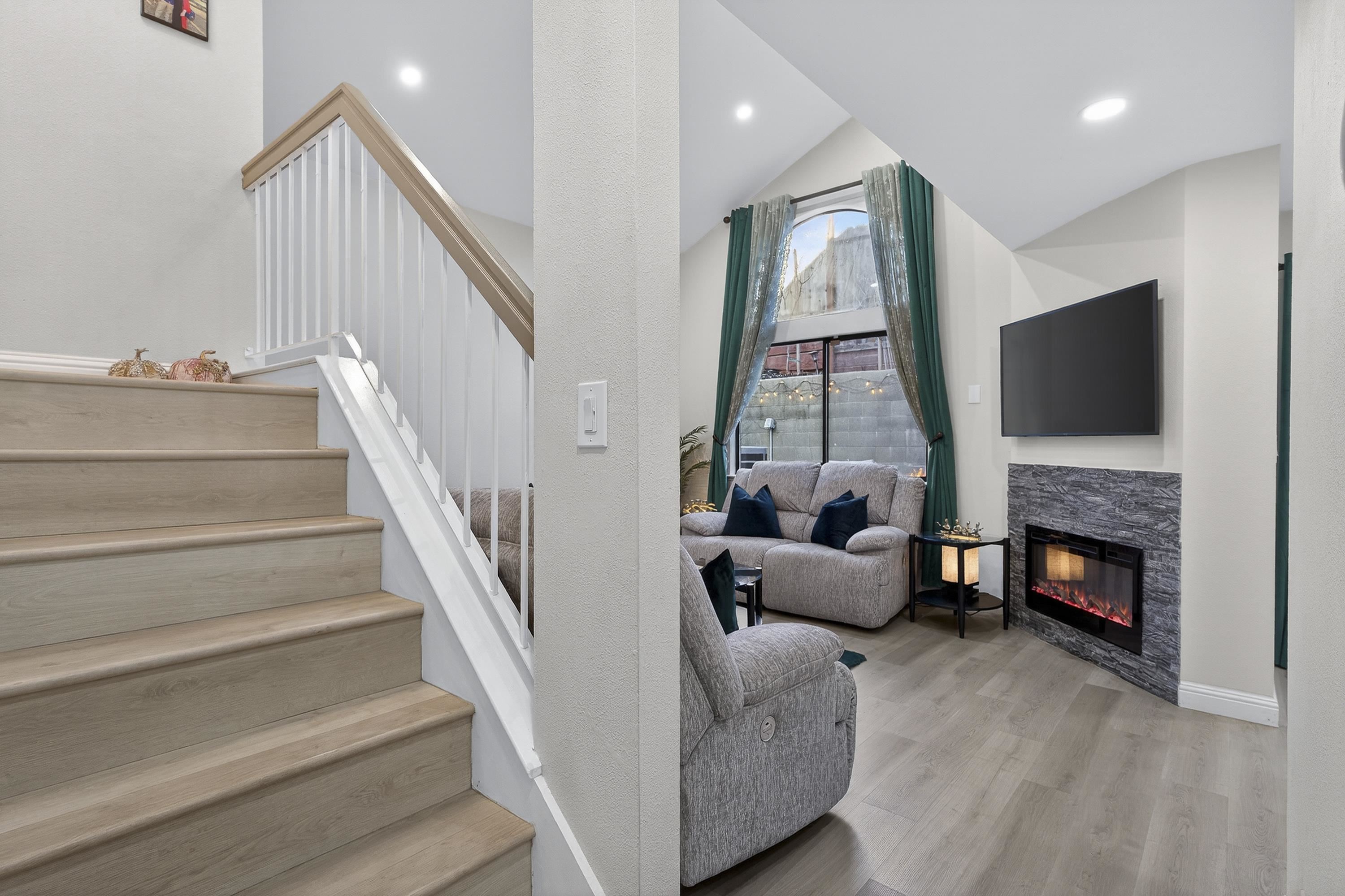 Detail Gallery Image 22 of 60 For 903 Appian Knoll Ct, El Sobrante,  CA 94803 - 3 Beds | 2/1 Baths