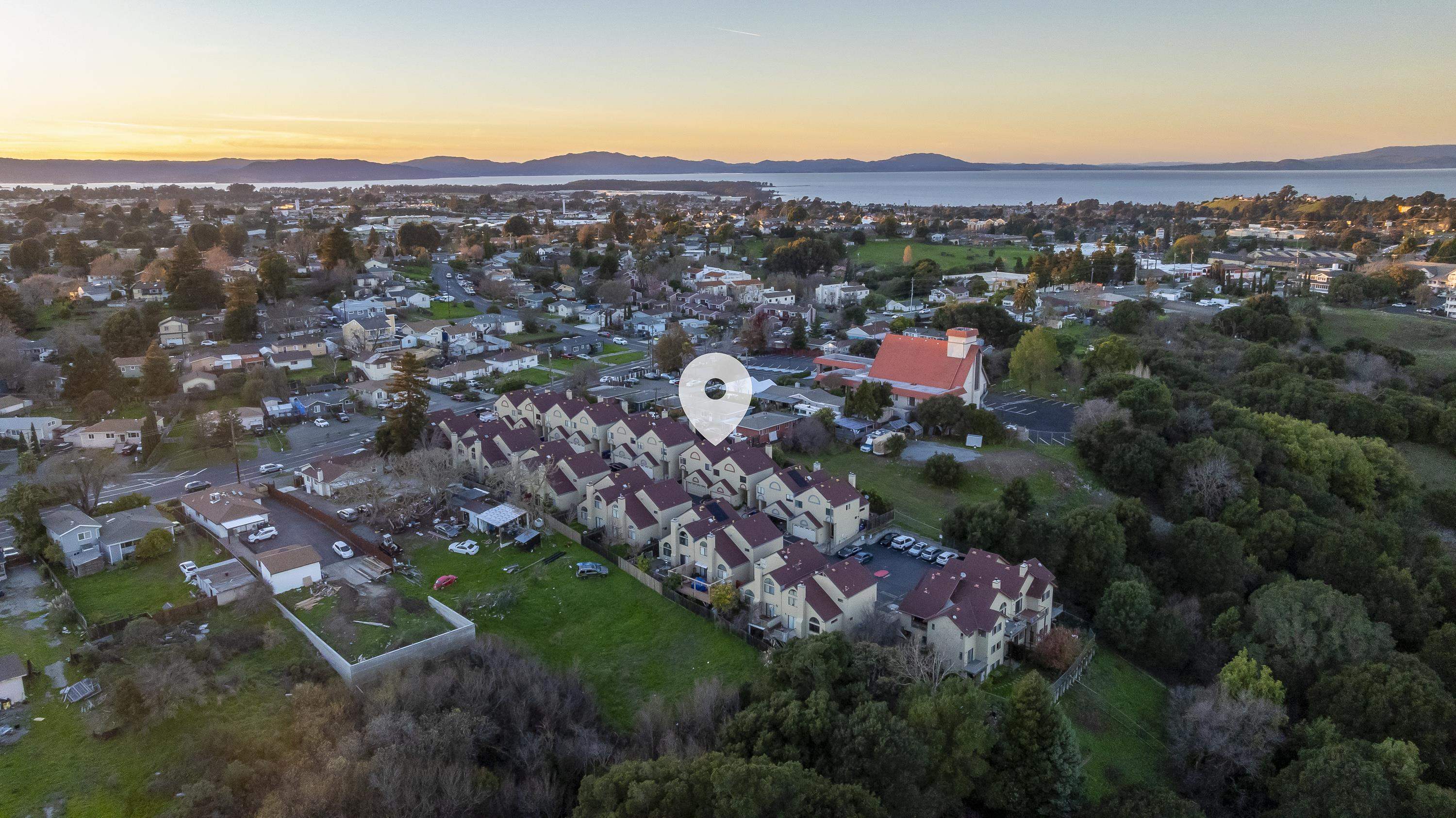 Detail Gallery Image 57 of 60 For 903 Appian Knoll Ct, El Sobrante,  CA 94803 - 3 Beds | 2/1 Baths