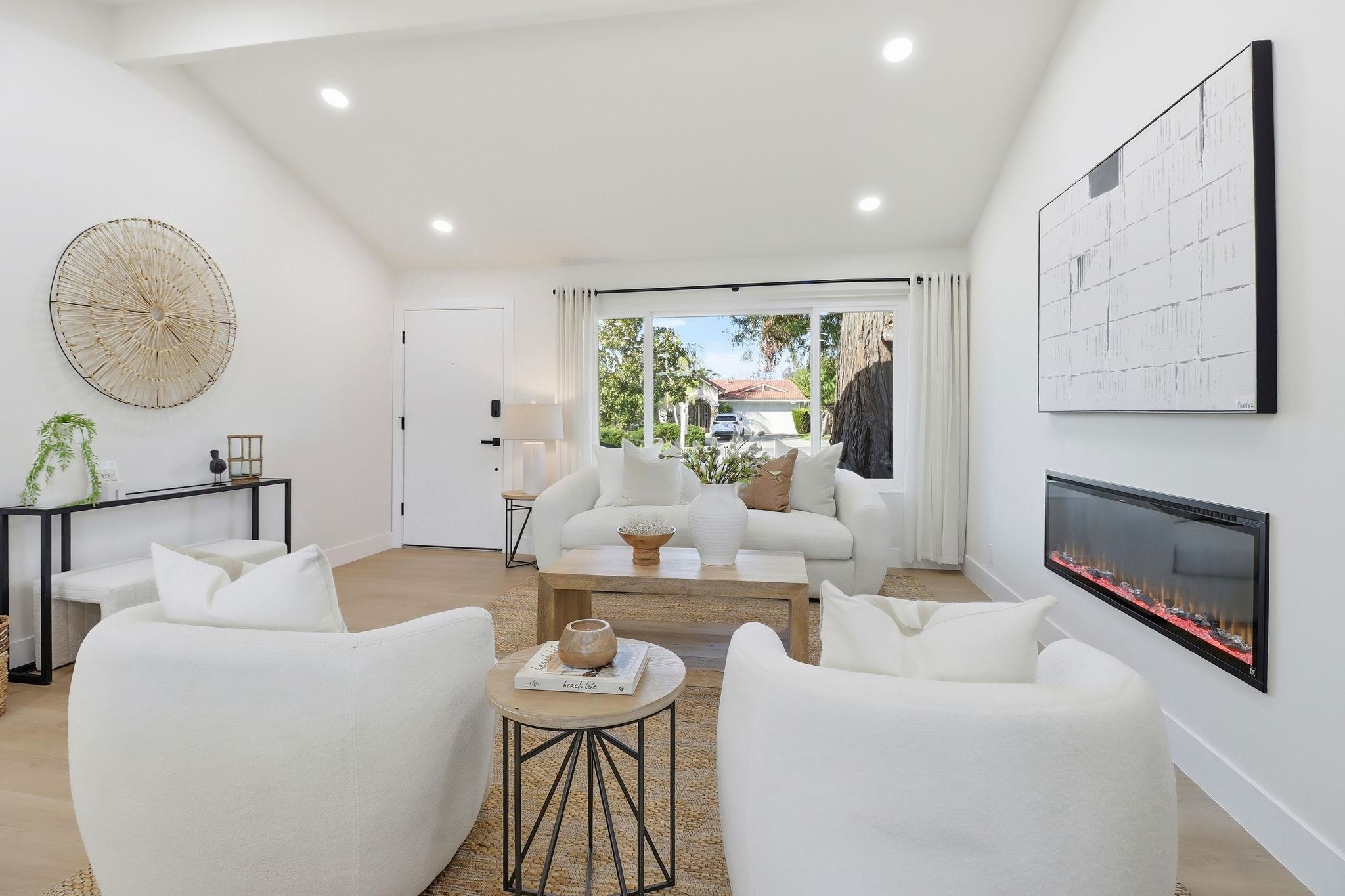 Detail Gallery Image 5 of 31 For 2272 Shadowtree, San Jose,  CA 95131 - 3 Beds | 2 Baths