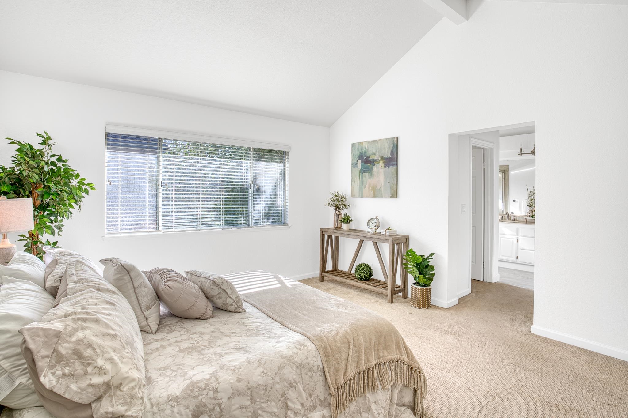 Detail Gallery Image 25 of 41 For 1681 Holly Cir, Pleasanton,  CA 94566 - 4 Beds | 3 Baths