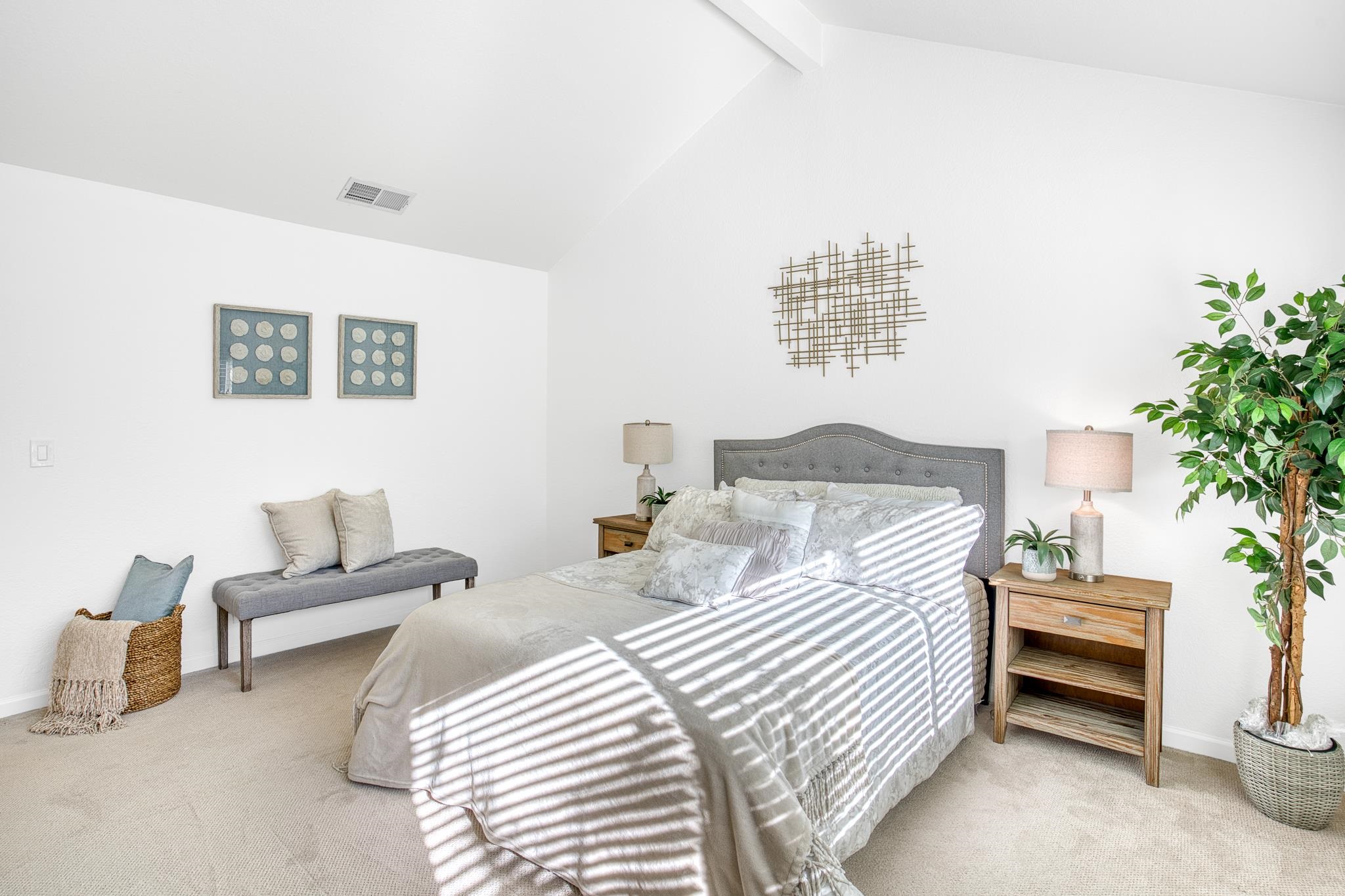 Detail Gallery Image 26 of 41 For 1681 Holly Cir, Pleasanton,  CA 94566 - 4 Beds | 3 Baths