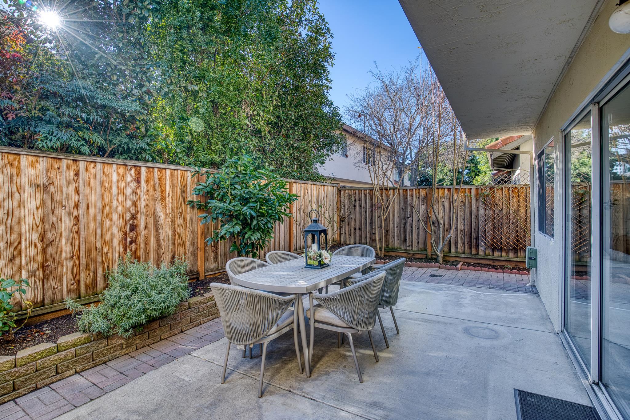 Detail Gallery Image 37 of 41 For 1681 Holly Cir, Pleasanton,  CA 94566 - 4 Beds | 3 Baths