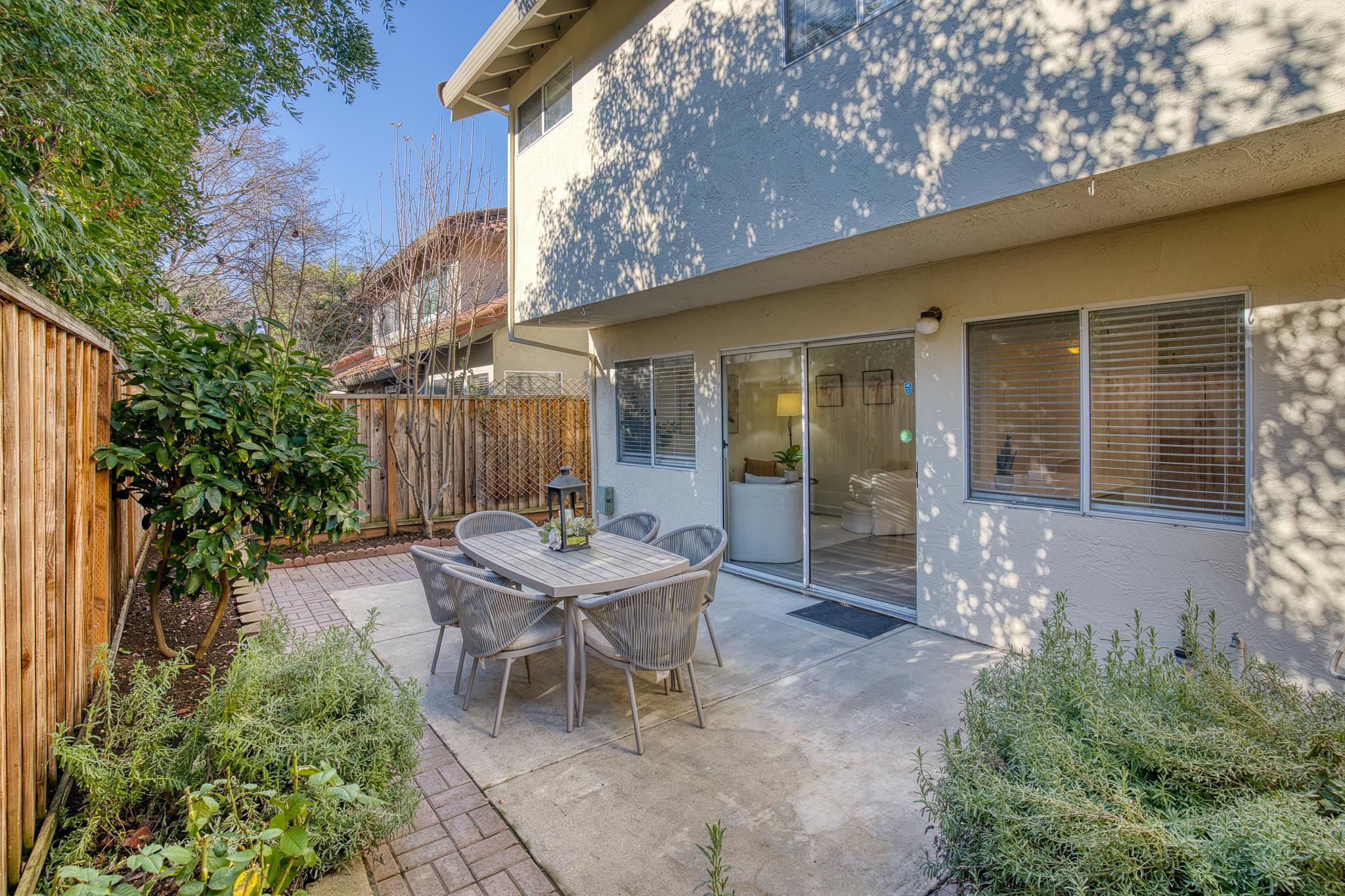 Detail Gallery Image 38 of 41 For 1681 Holly Cir, Pleasanton,  CA 94566 - 4 Beds | 3 Baths