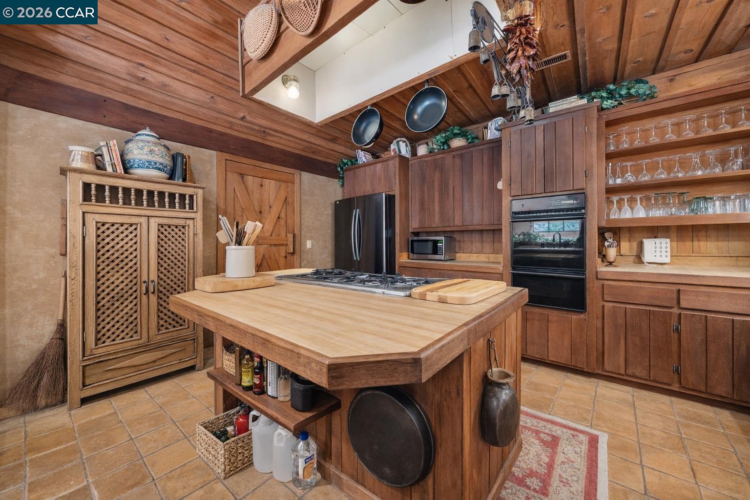 Detail Gallery Image 6 of 58 For 17533 Humbug Creek Rd, Glencoe,  CA 95232 - 2 Beds | 2 Baths