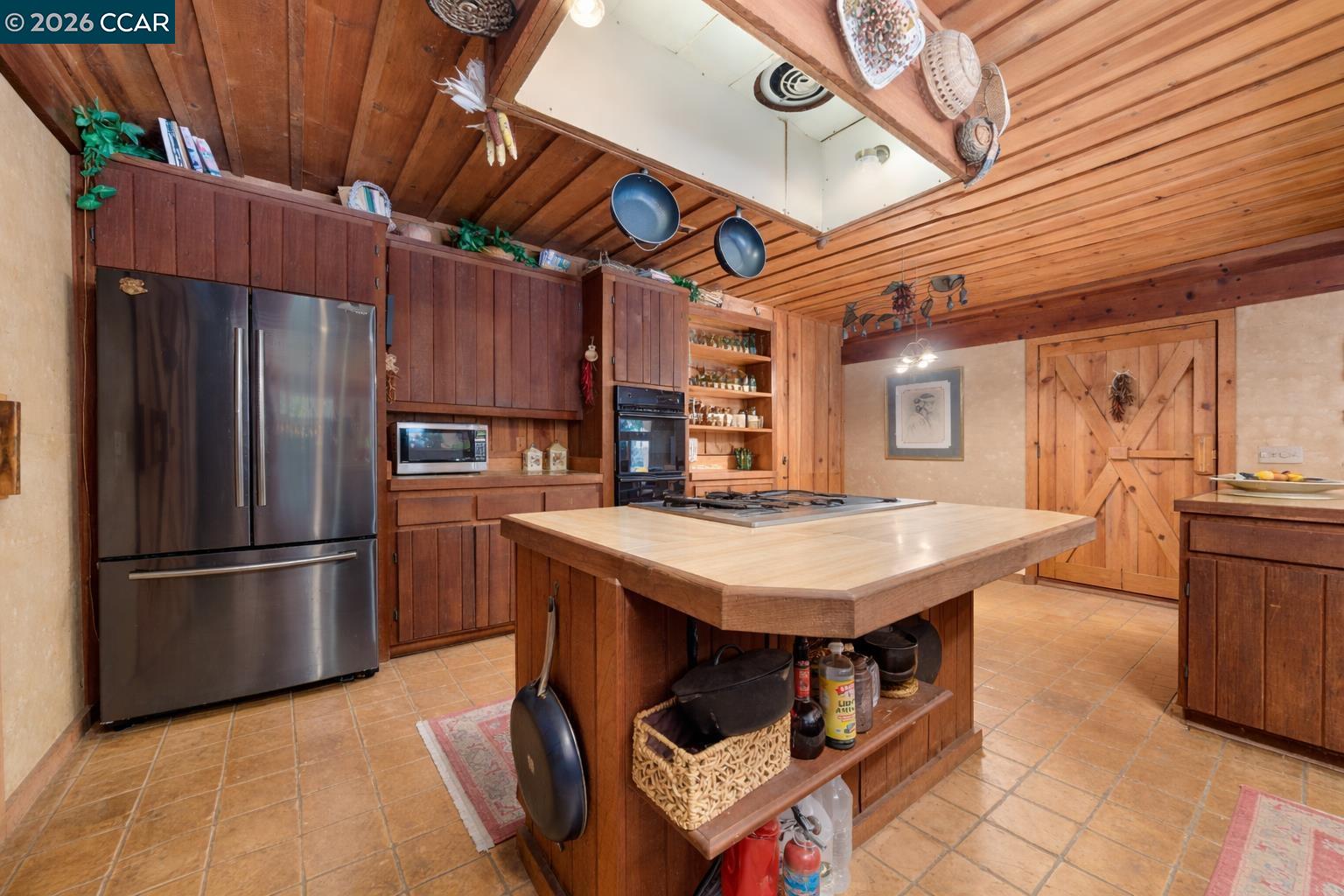 Detail Gallery Image 8 of 58 For 17533 Humbug Creek Rd, Glencoe,  CA 95232 - 2 Beds | 2 Baths