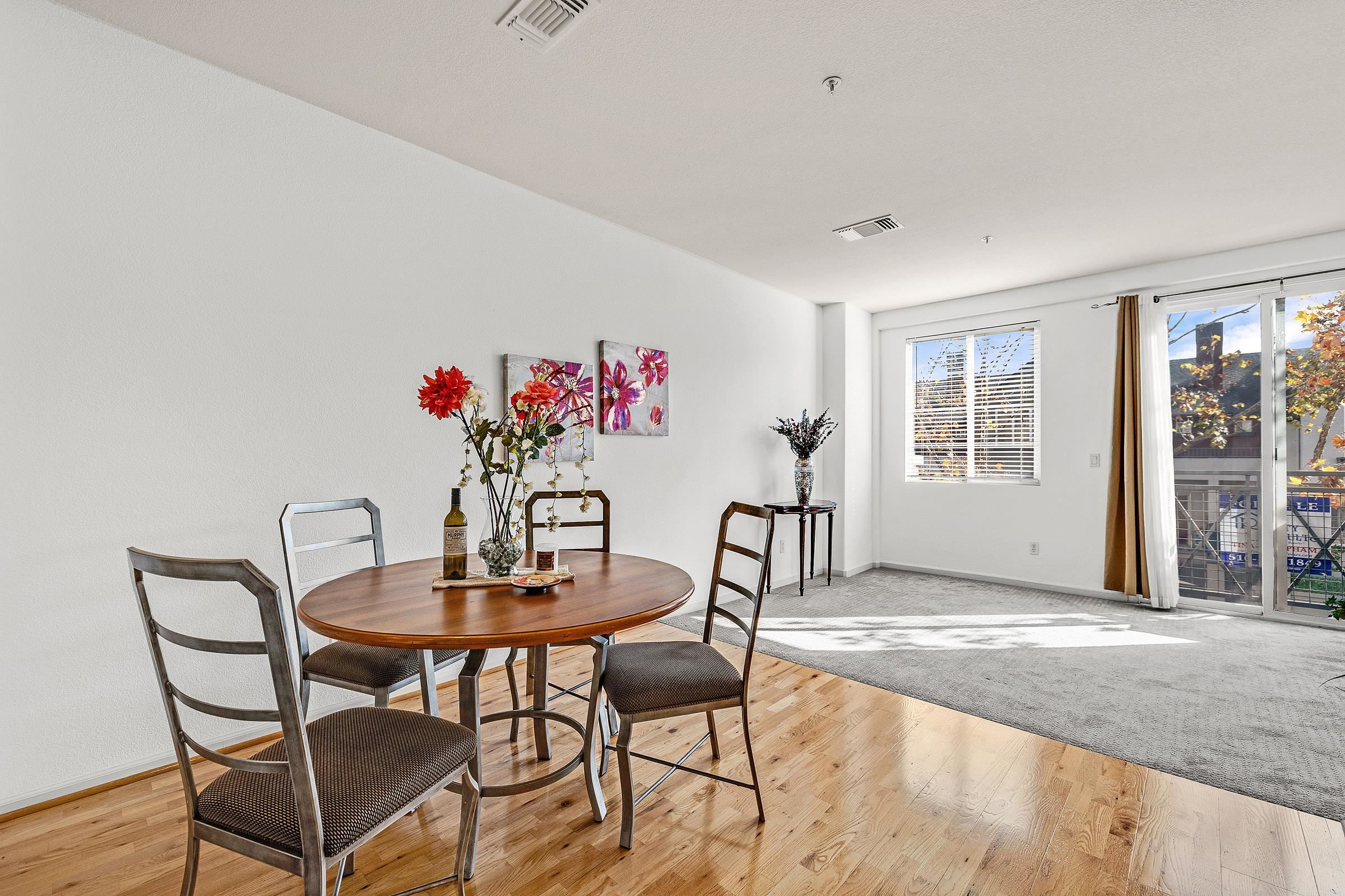 Photo #1: 41121076 Listing: Photo #1