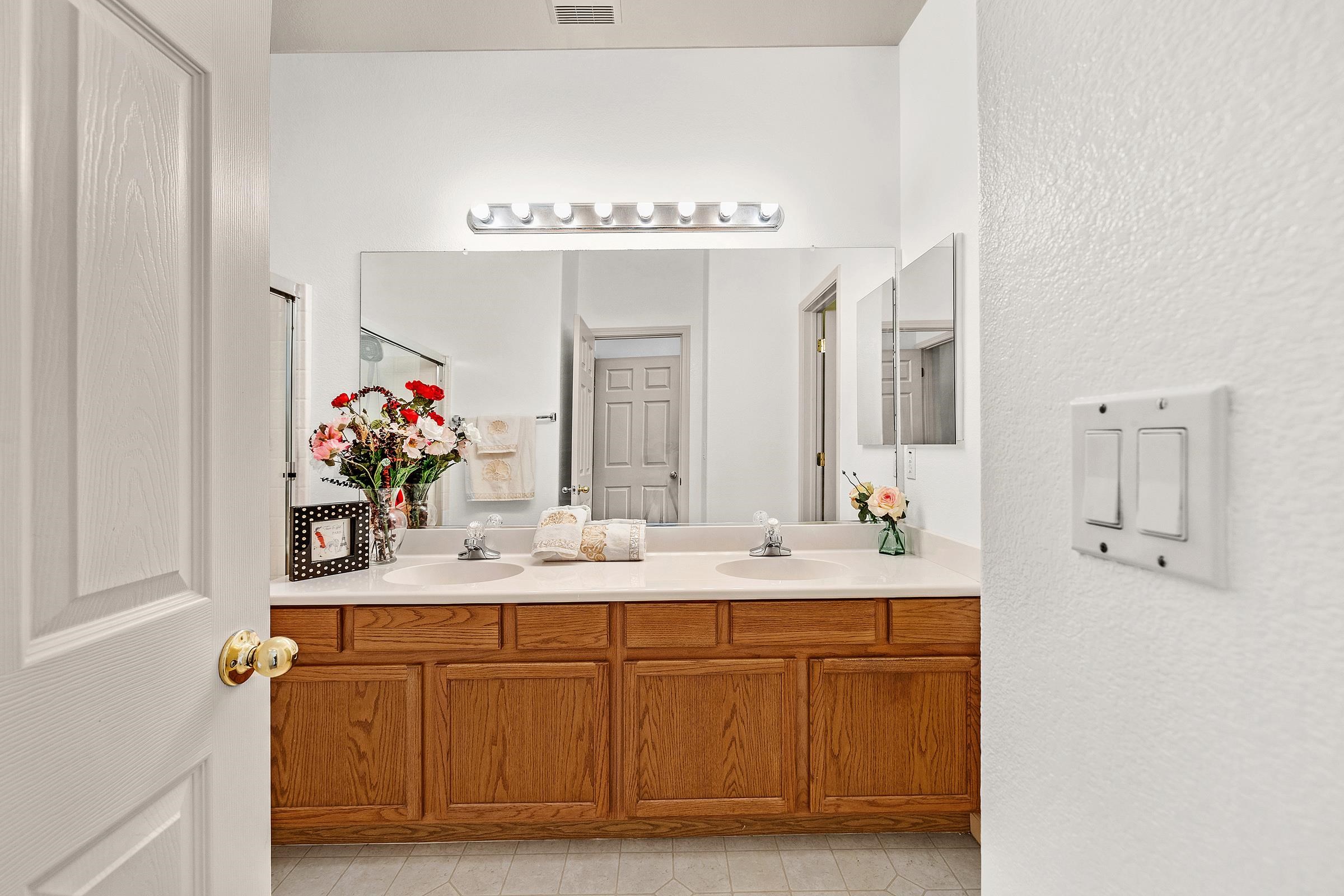 Photo #23: 41121076 Listing: Photo #23