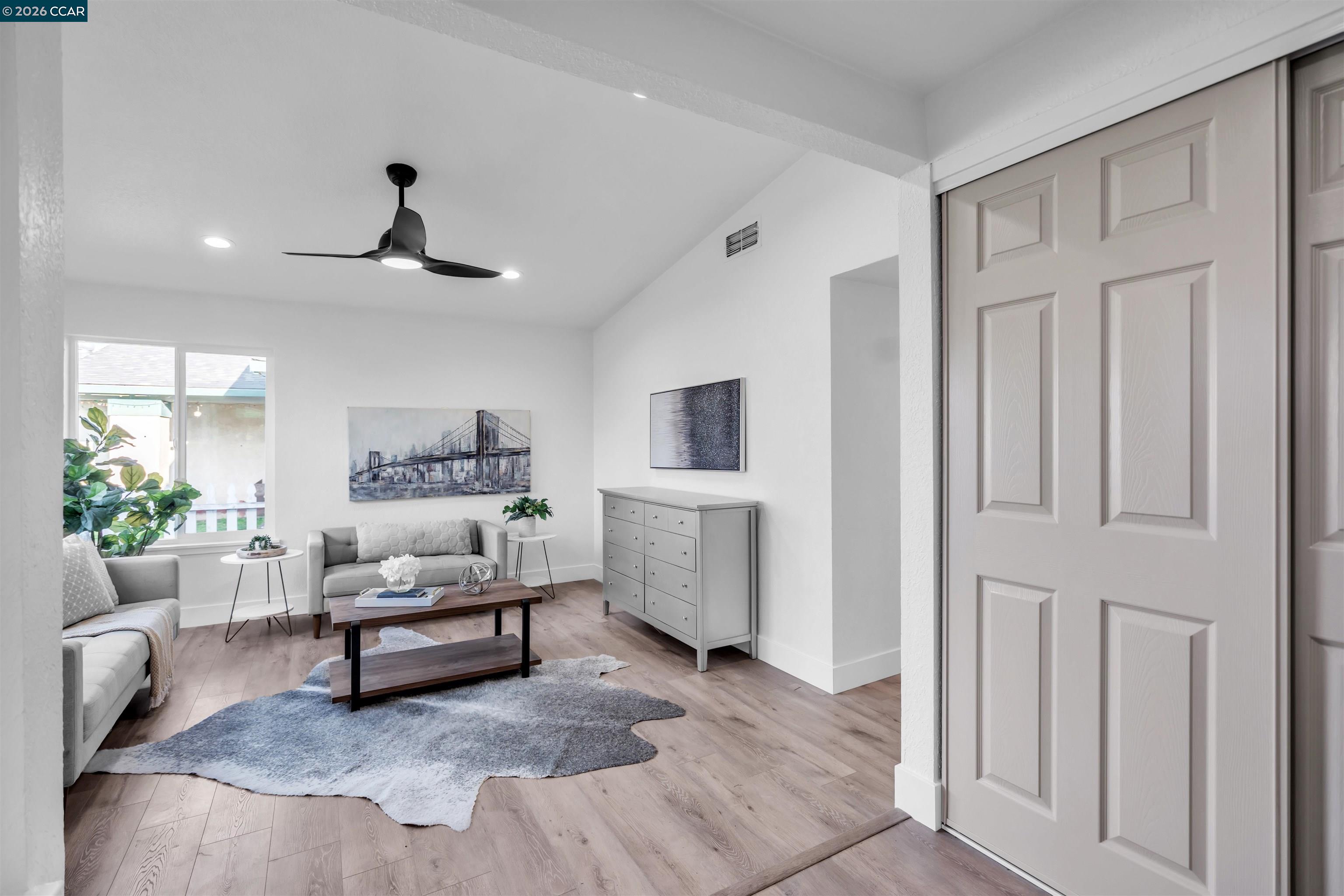 Detail Gallery Image 3 of 31 For 714 Fordham Dr, Stockton,  CA 95210 - 4 Beds | 3 Baths