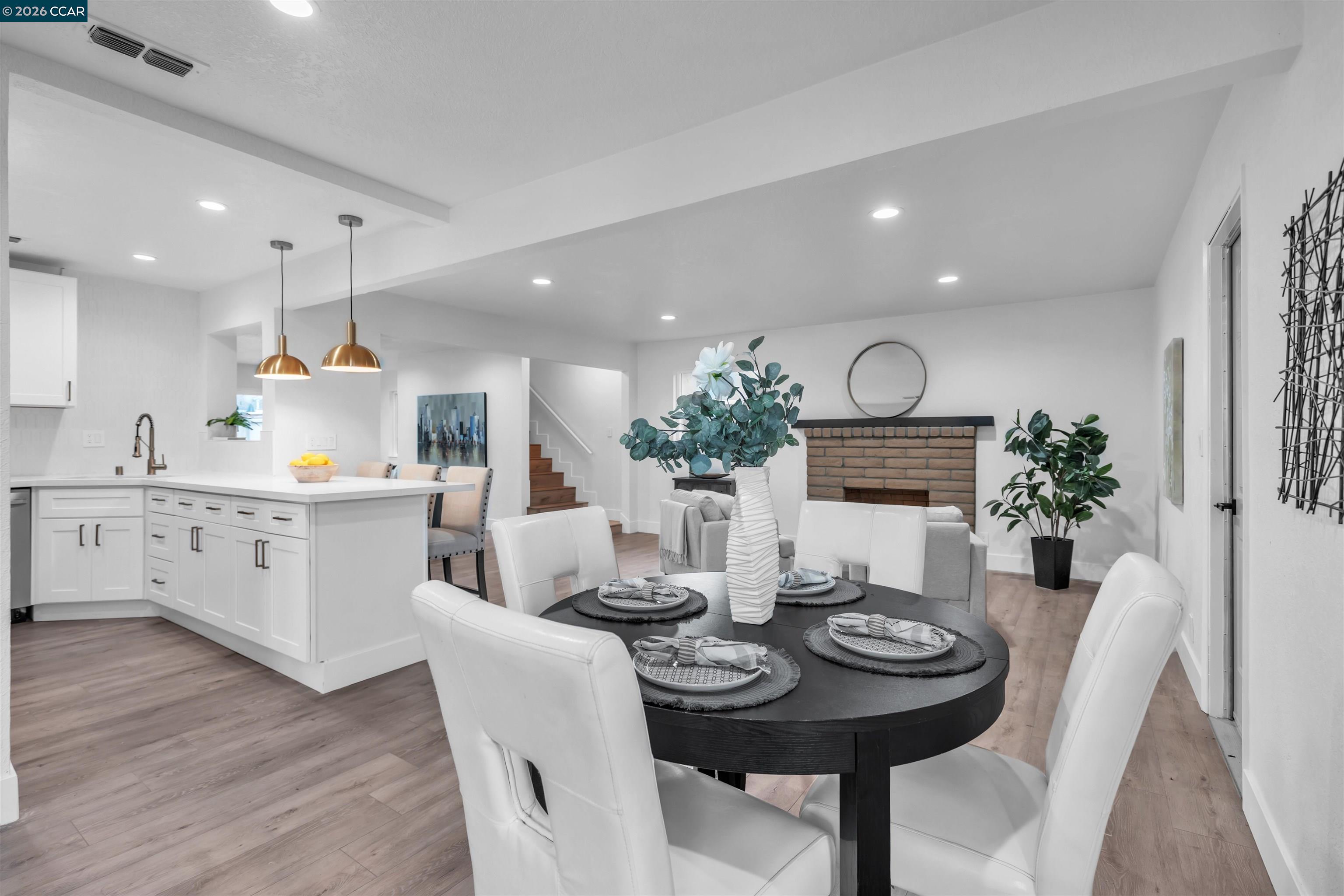 Detail Gallery Image 6 of 31 For 714 Fordham Dr, Stockton,  CA 95210 - 4 Beds | 3 Baths