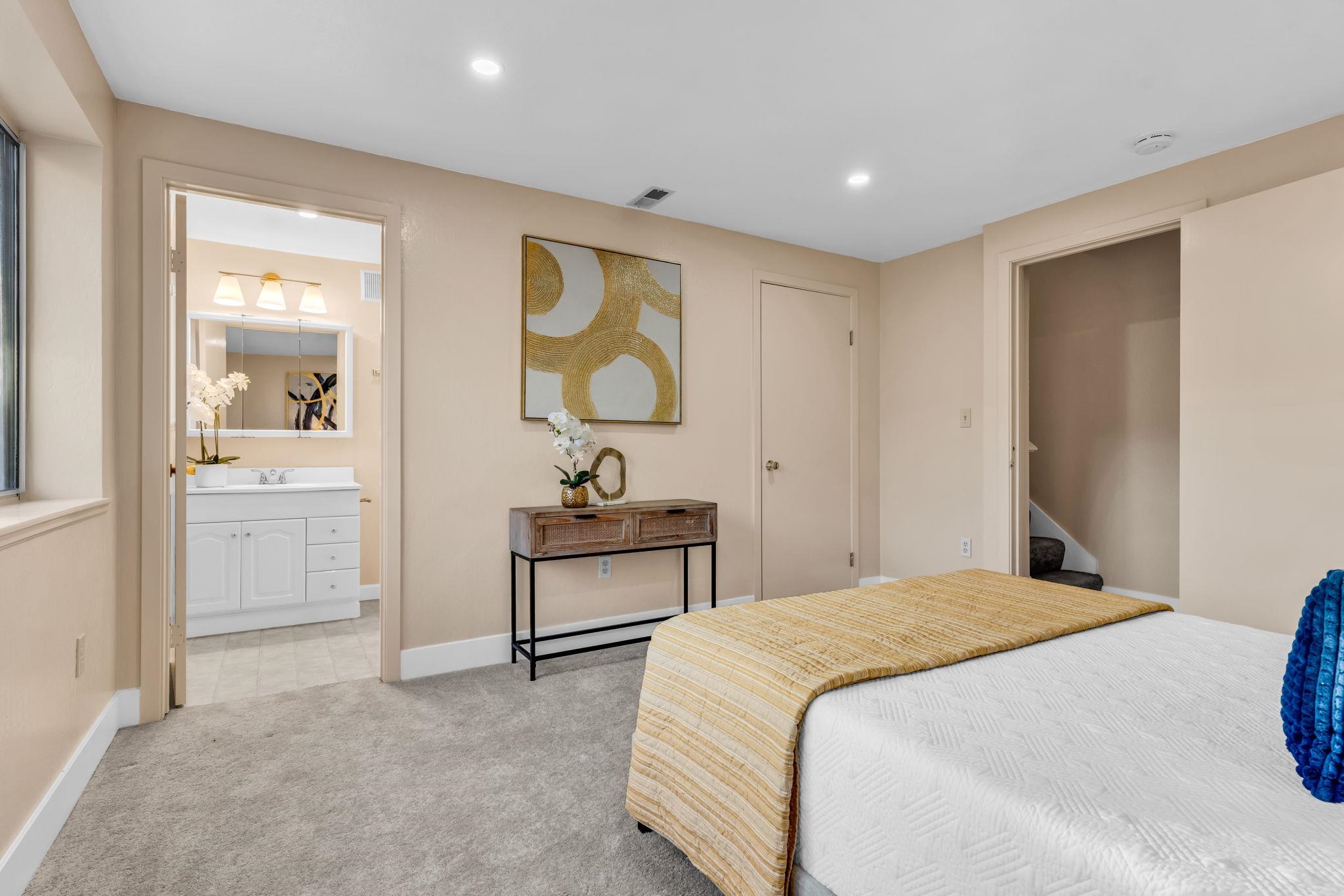 Detail Gallery Image 34 of 40 For 4628 Fieldbrook Rd, Oakland,  CA 94619 - 4 Beds | 3 Baths